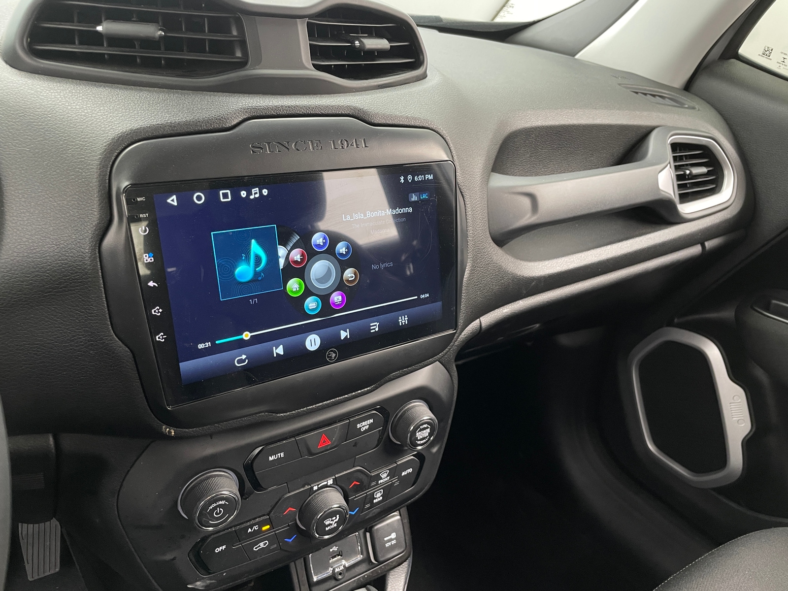 Thumbnail: 2019 Jeep Renegade - 4