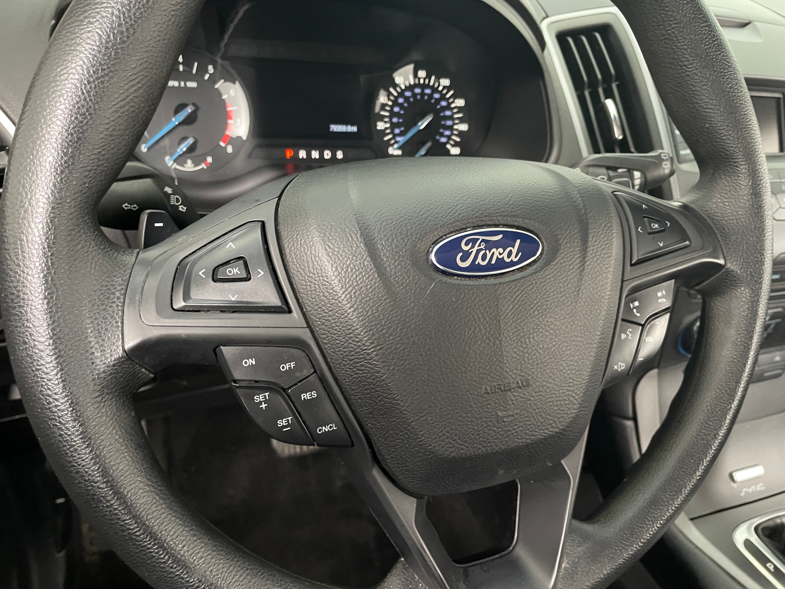 Thumbnail: 2017 Ford Edge - 5