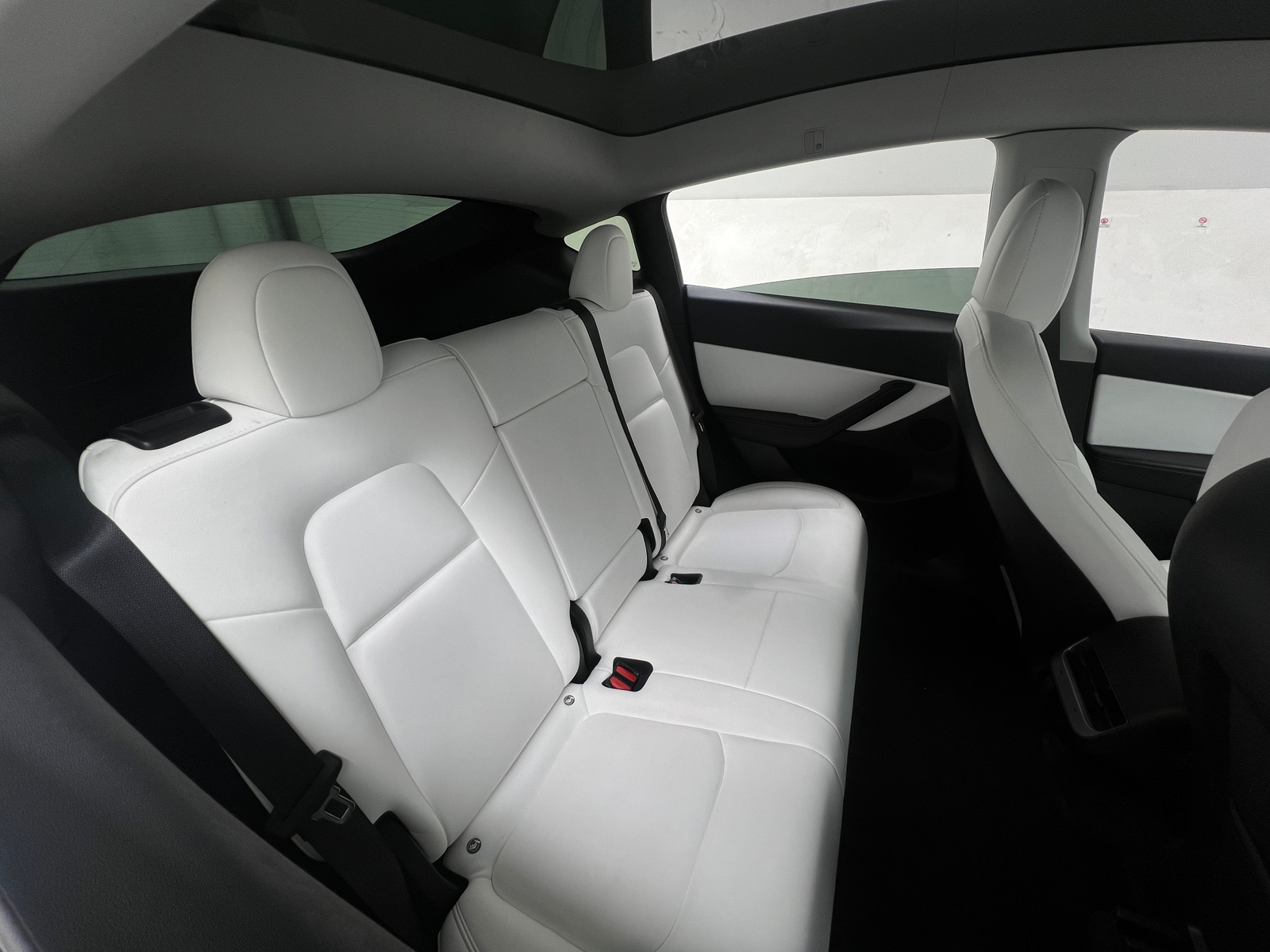 Thumbnail: 2022 Tesla Model Y - 5
