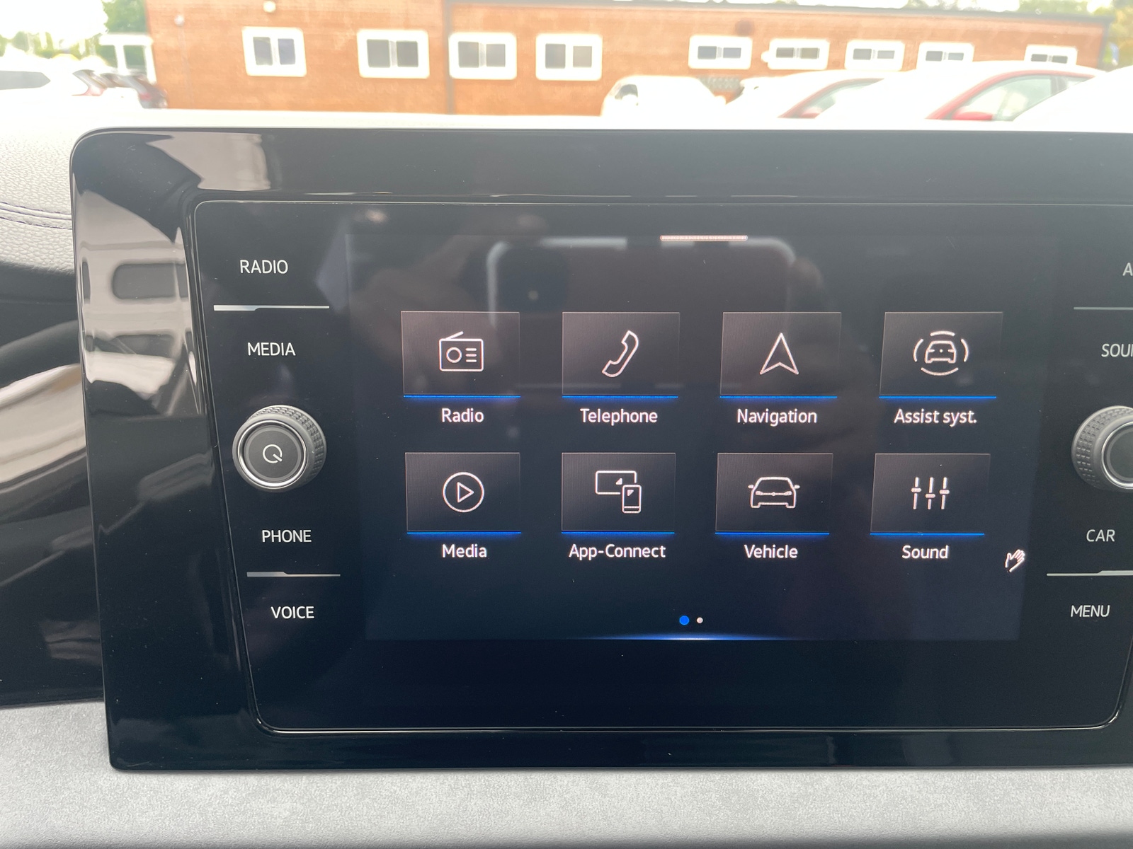 Thumbnail: 2025 Volkswagen Jetta - 3