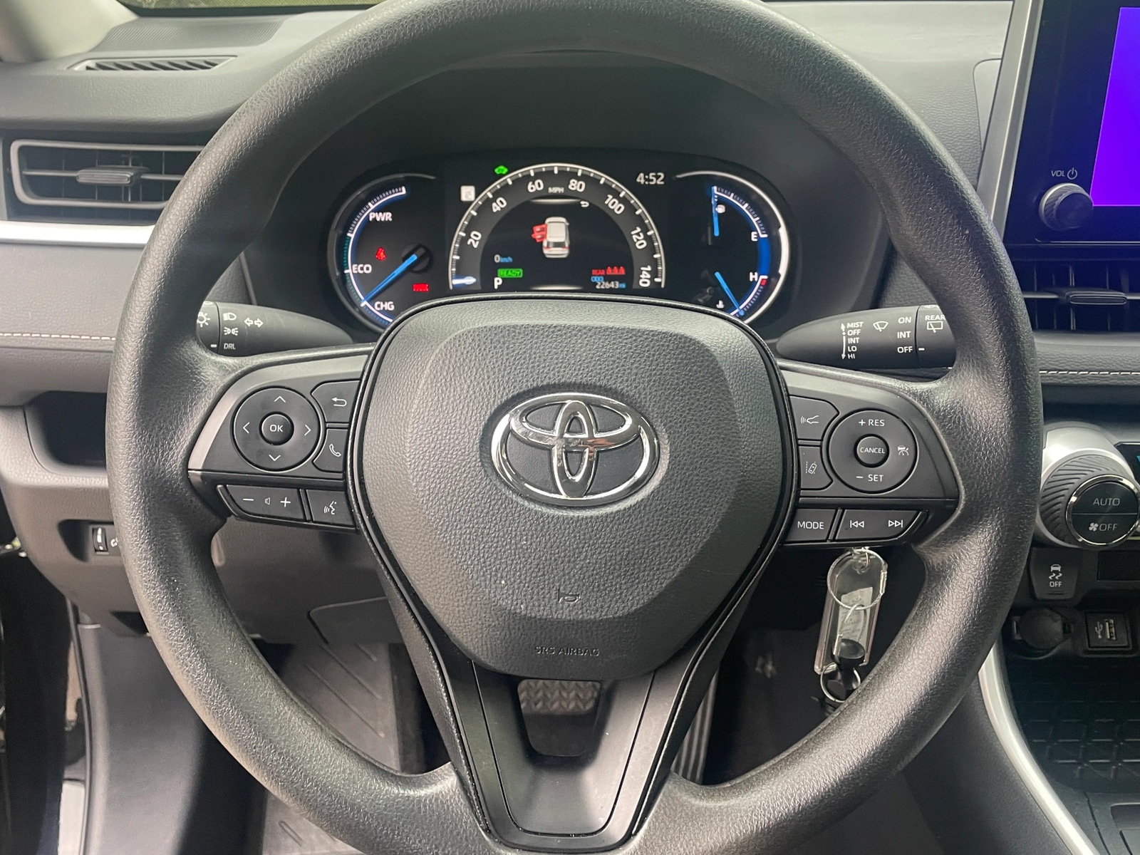 Thumbnail: 2025 Toyota RAV4 - 5