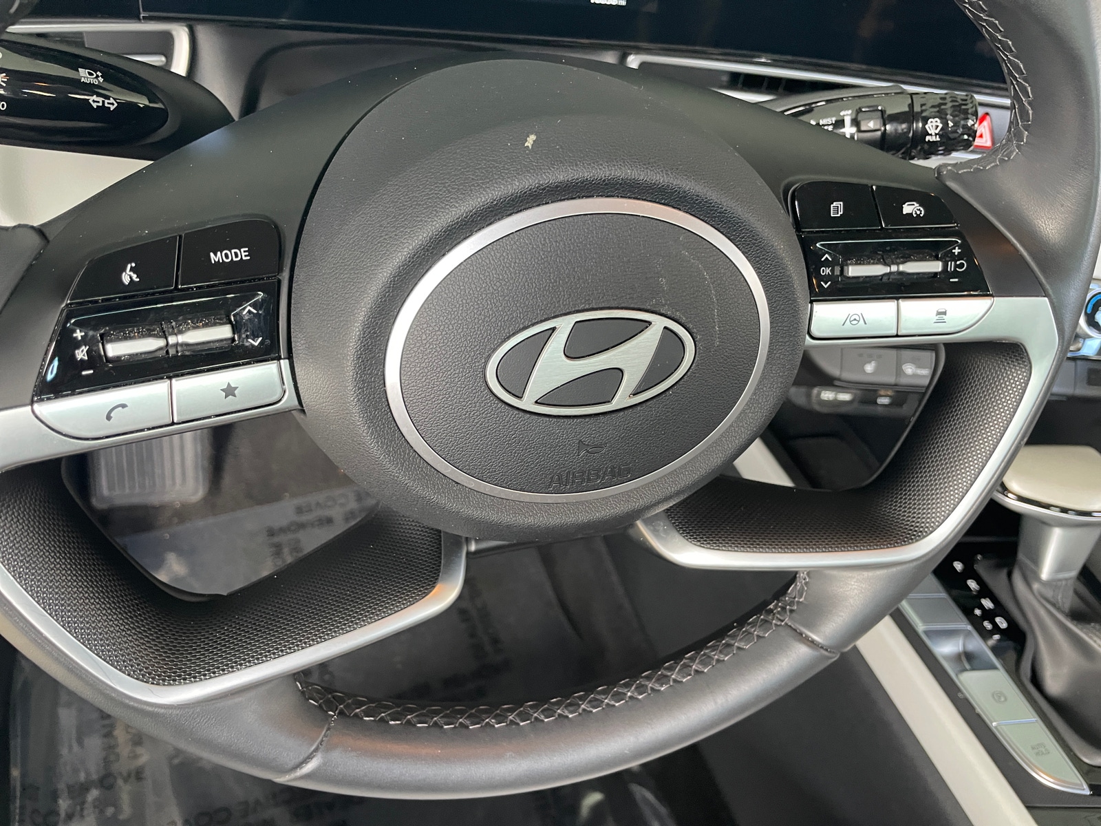 Thumbnail: 2025 Hyundai Elantra - 4