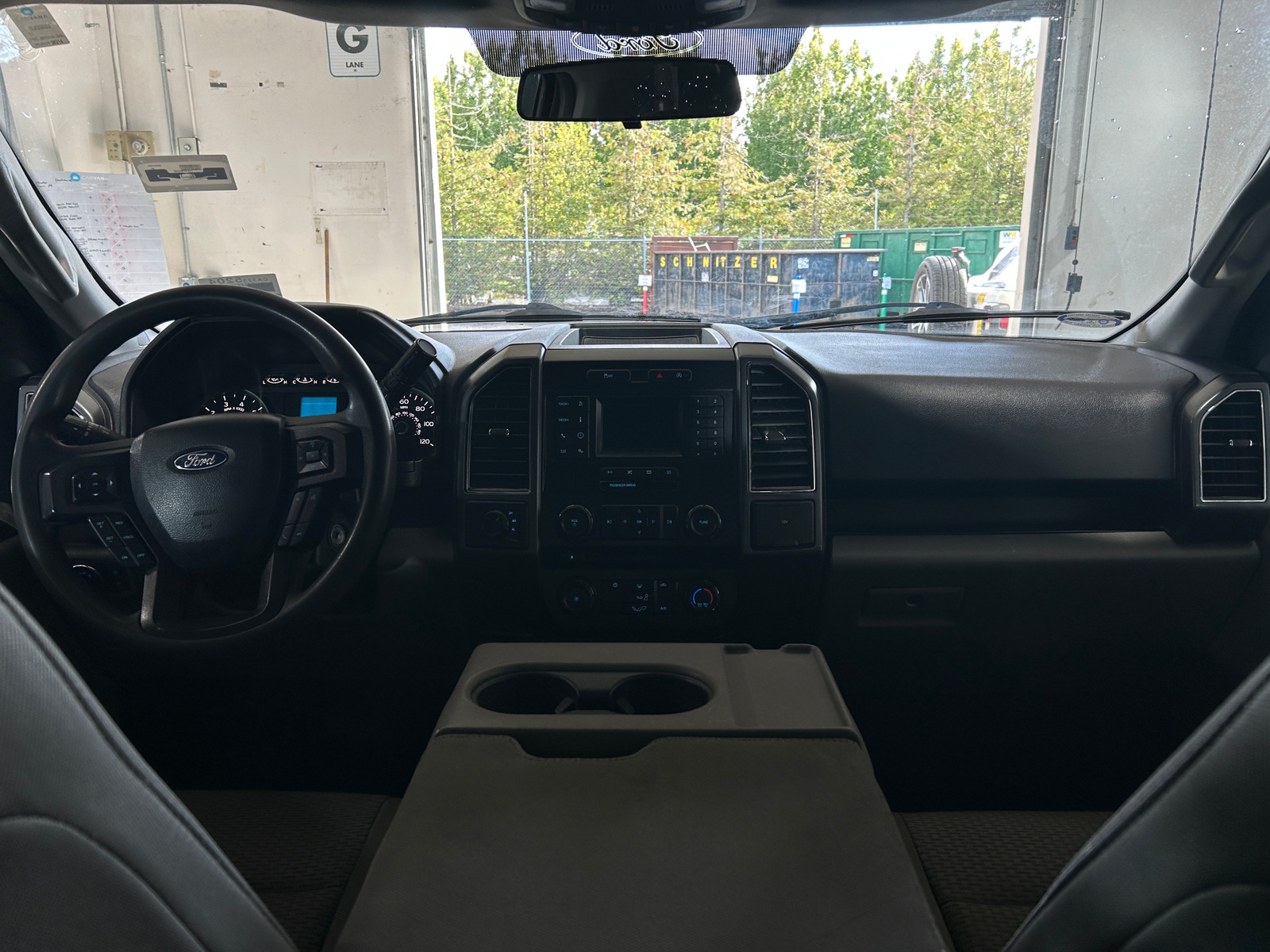 Thumbnail: 2018 Ford Econoline - 3