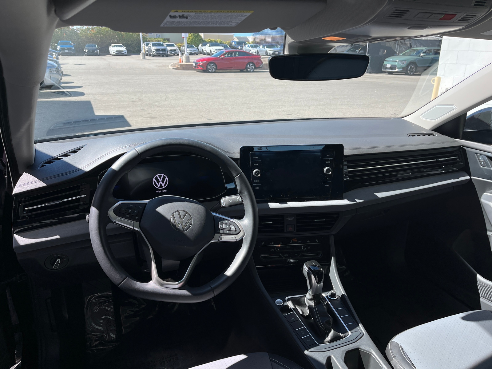 Thumbnail: 2025 Volkswagen Jetta - 3