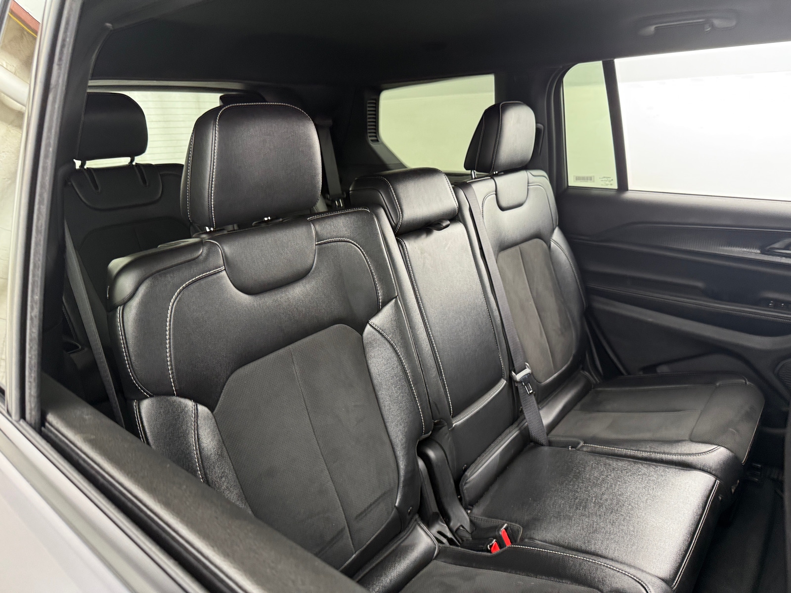 Thumbnail: 2024 Jeep Grand Cherokee L - 5
