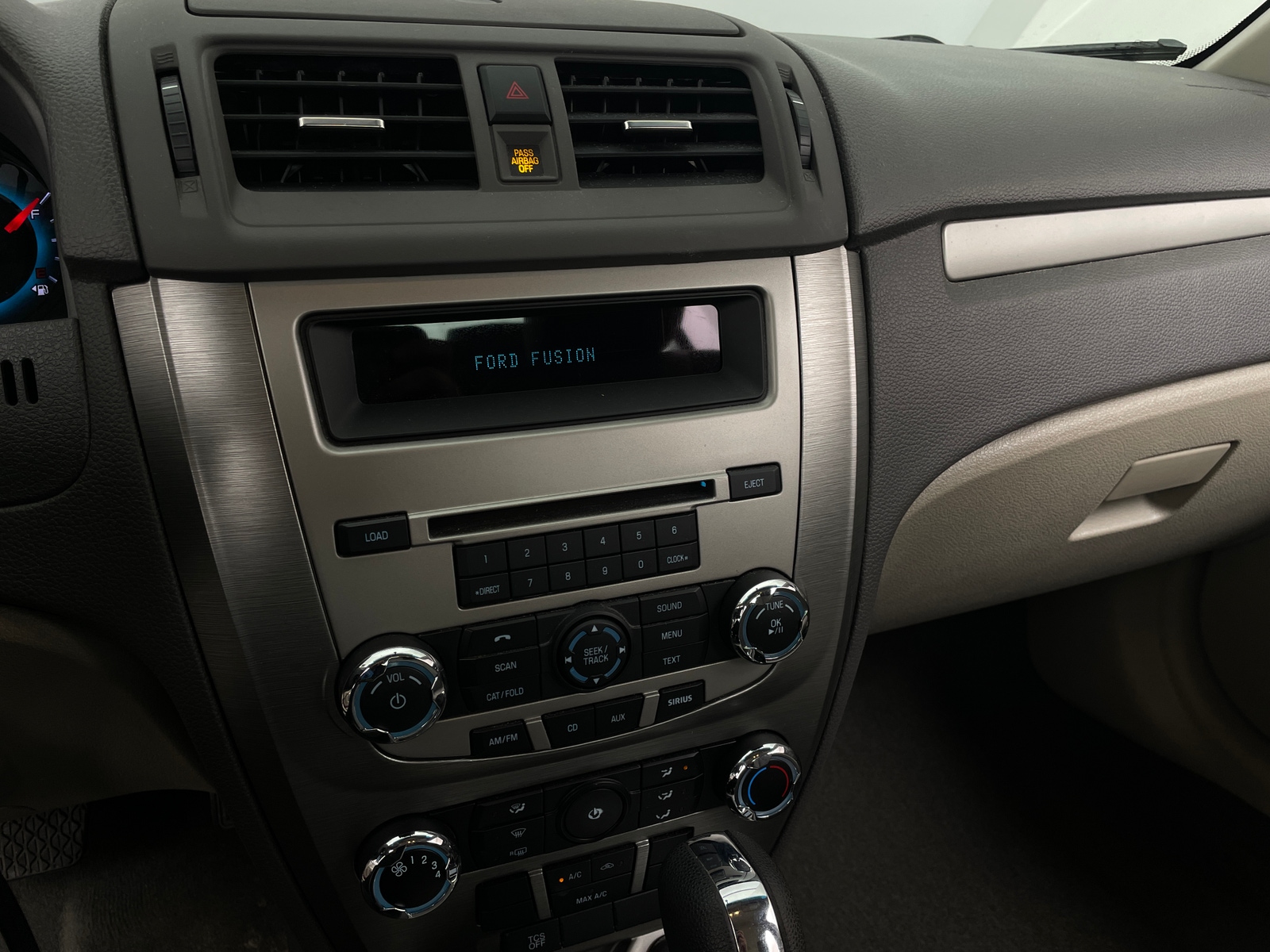 Thumbnail: 2012 Ford Fusion - 4
