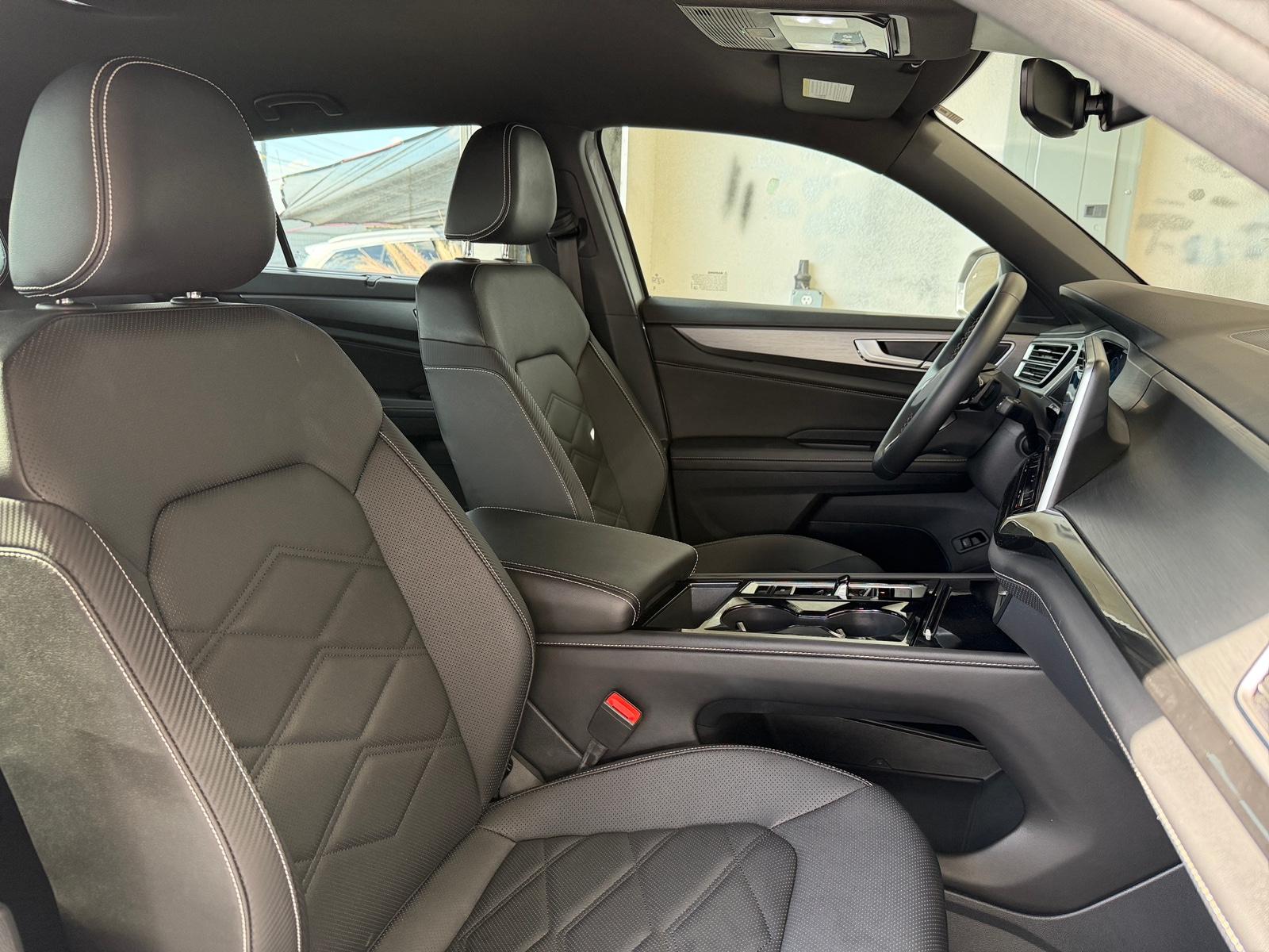 Thumbnail: 2025 Volkswagen Atlas - 2