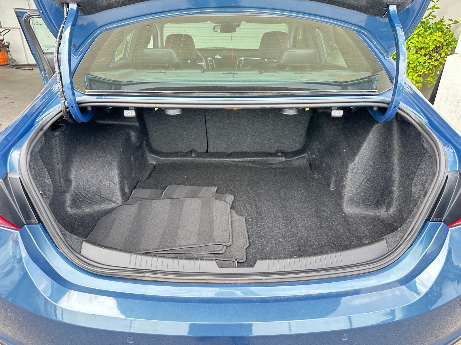 Thumbnail: 2024 Chevrolet Malibu - 5