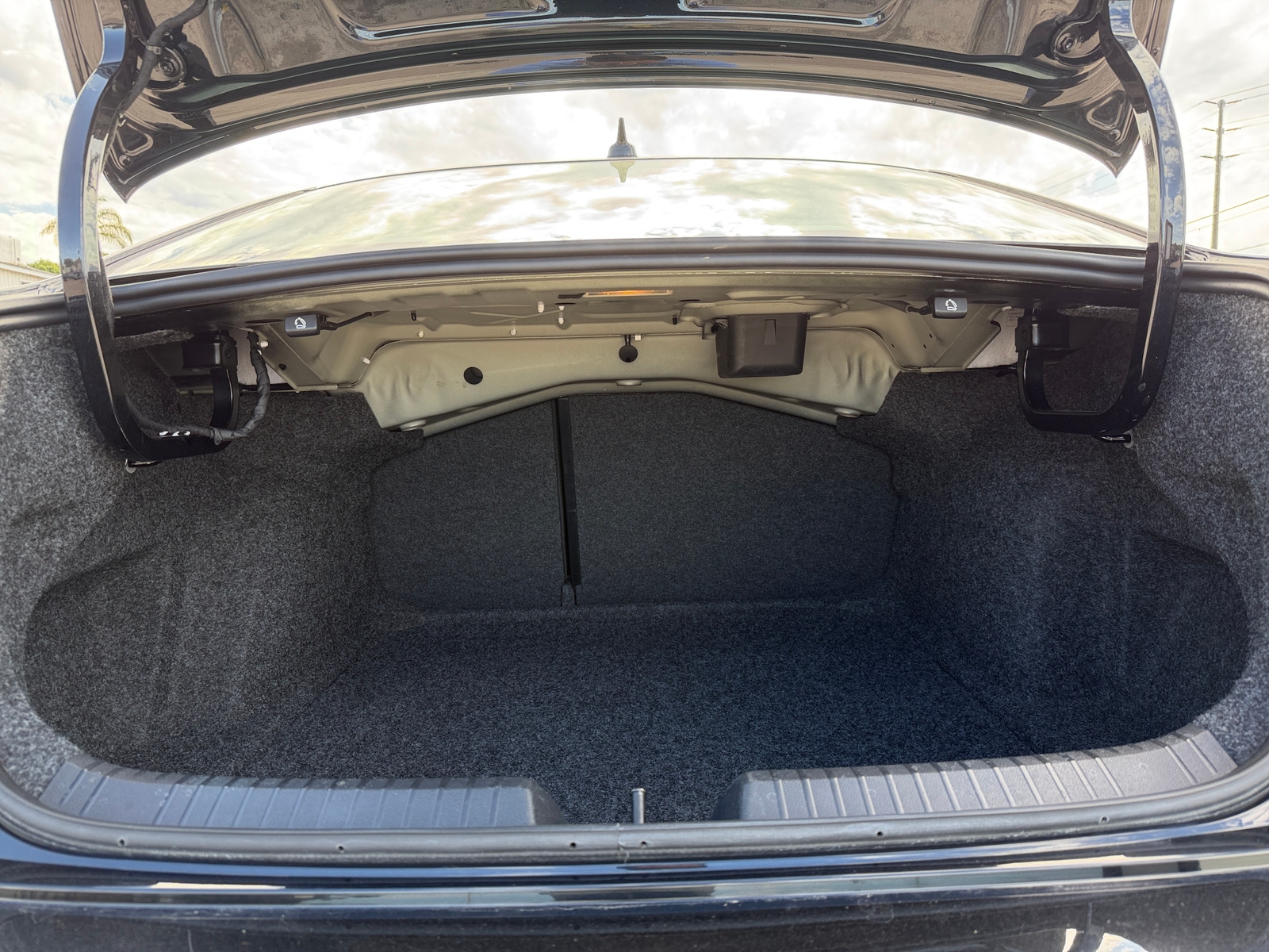 Thumbnail: 2025 Volkswagen Jetta - 6