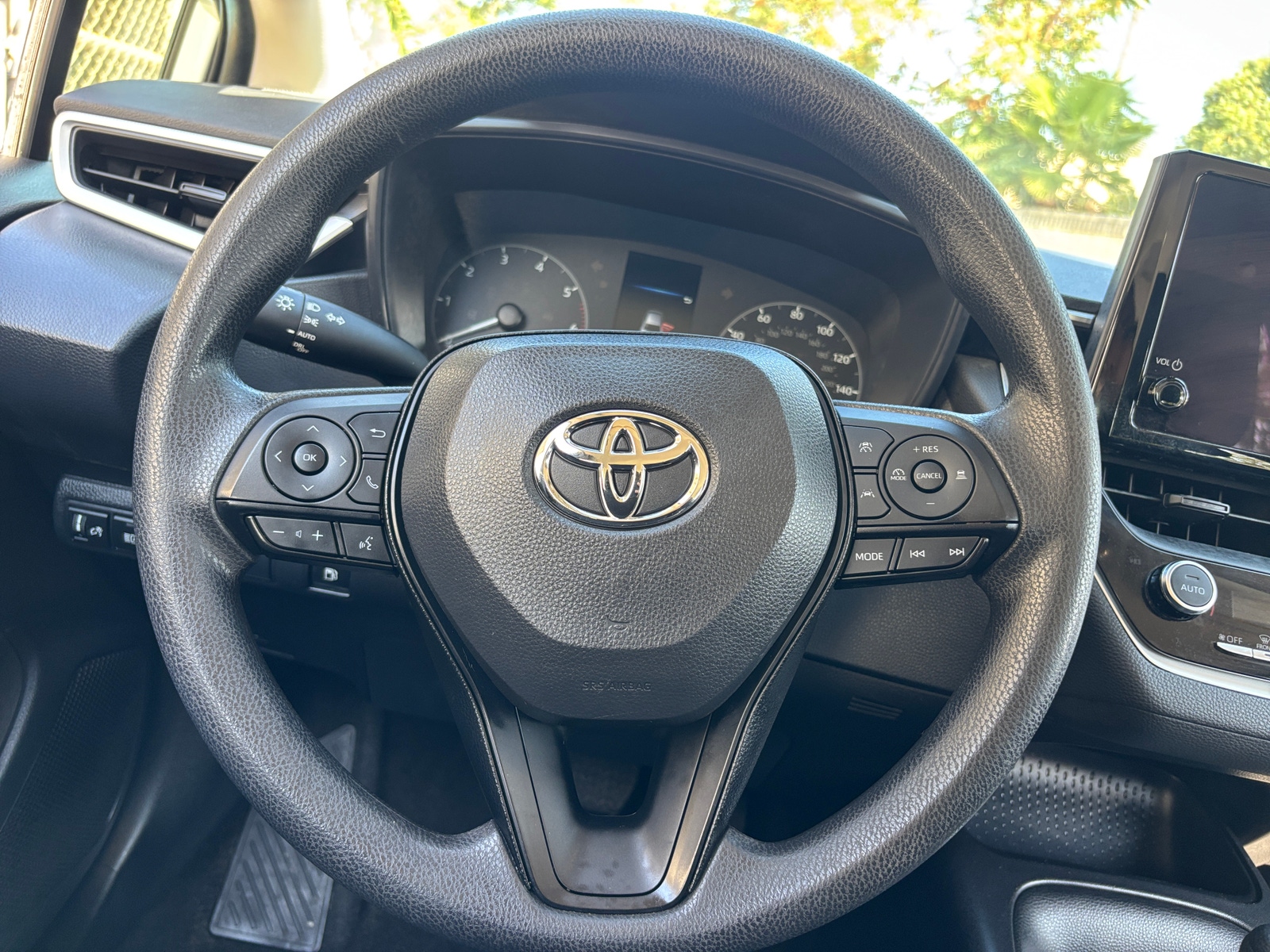 Thumbnail: 2025 Toyota Corolla - 5