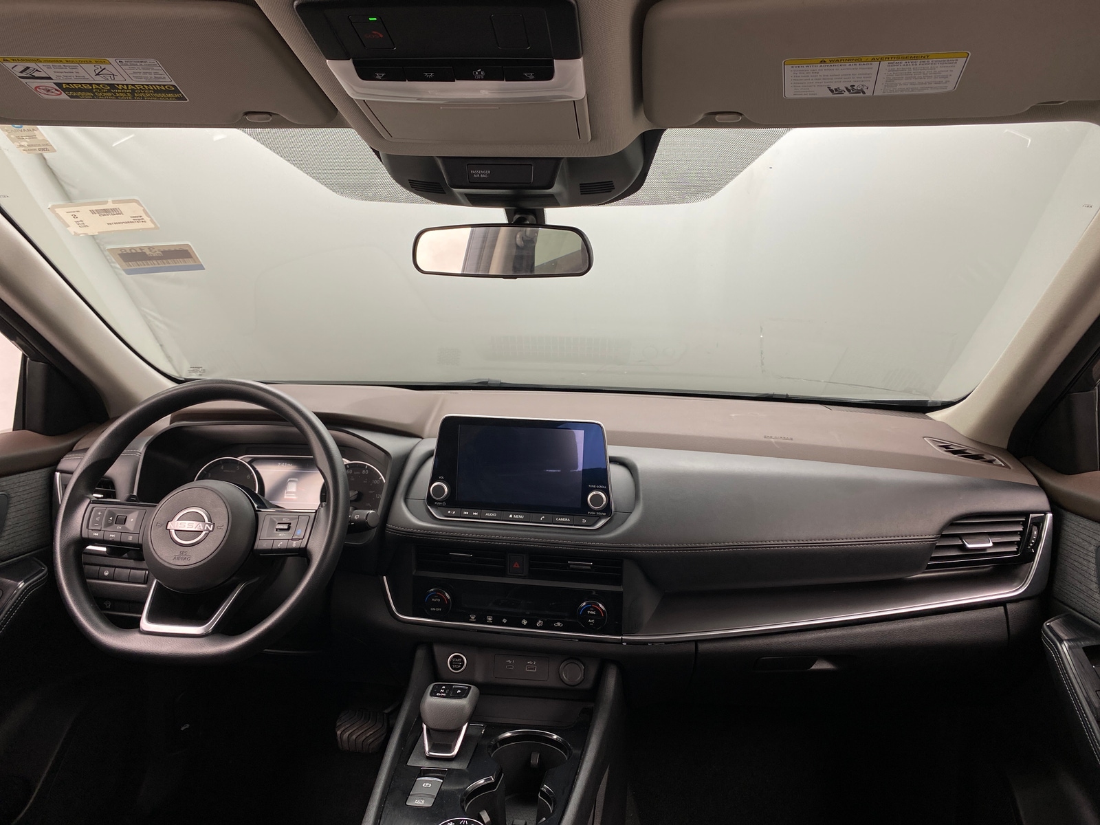 Thumbnail: 2023 Nissan Rogue - 3