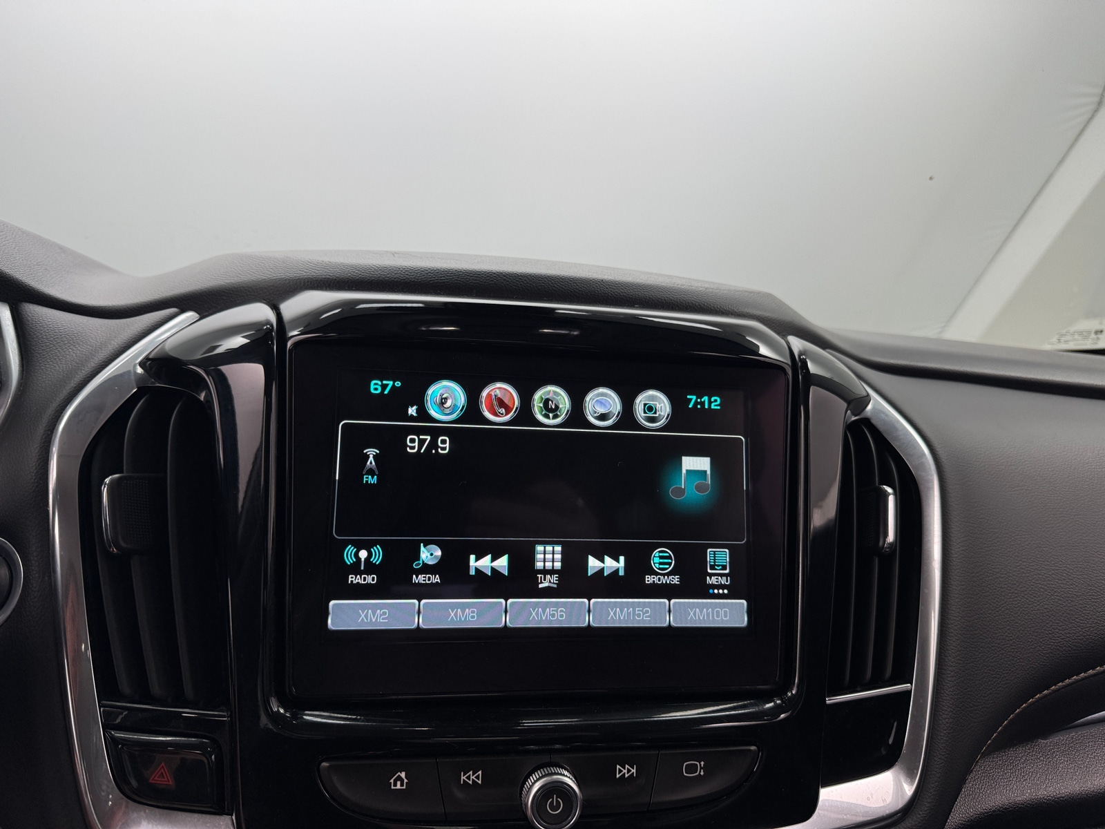 Thumbnail: 2018 Chevrolet Traverse - 3