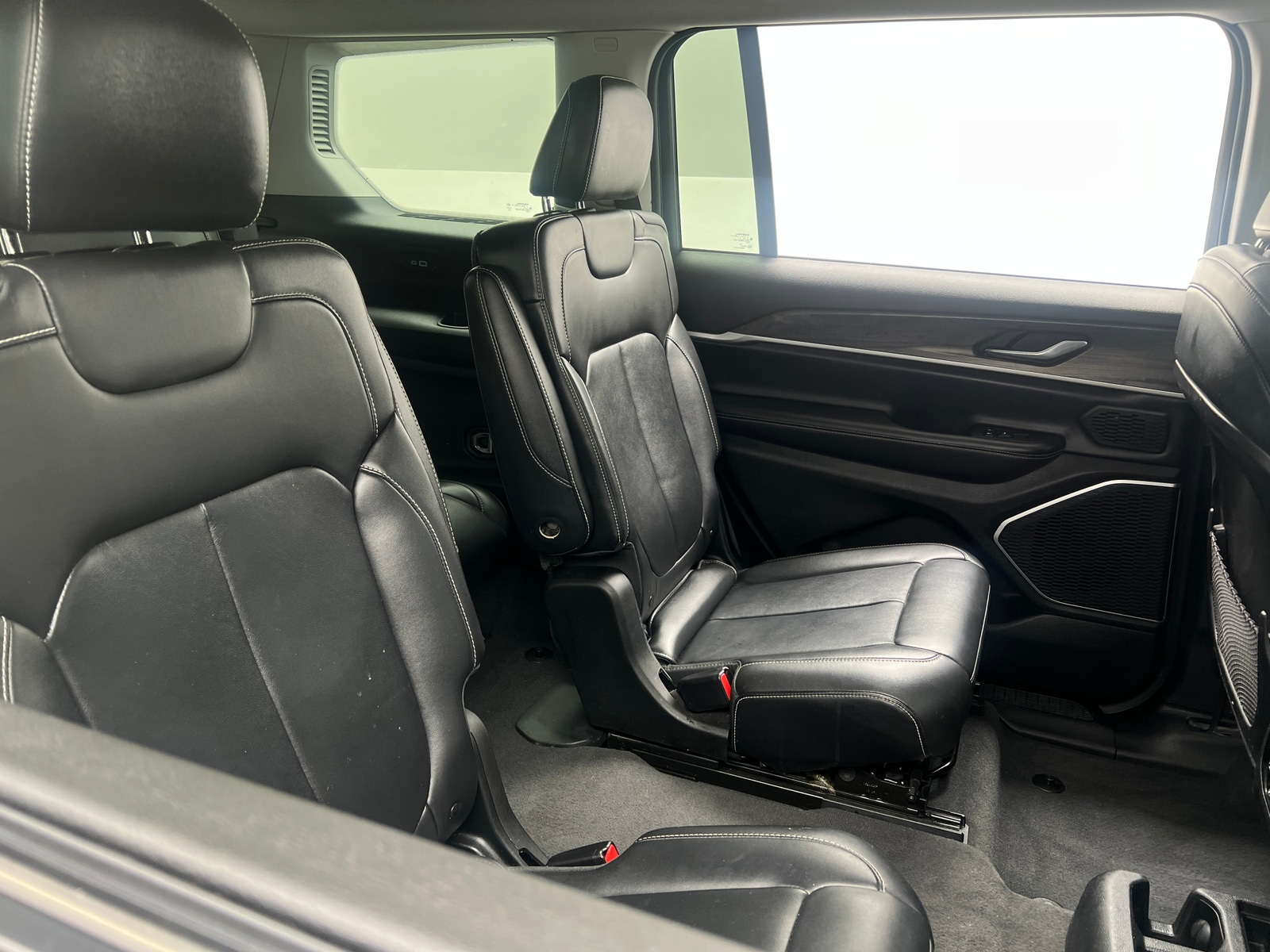 Thumbnail: 2021 Jeep Grand Cherokee L - 5