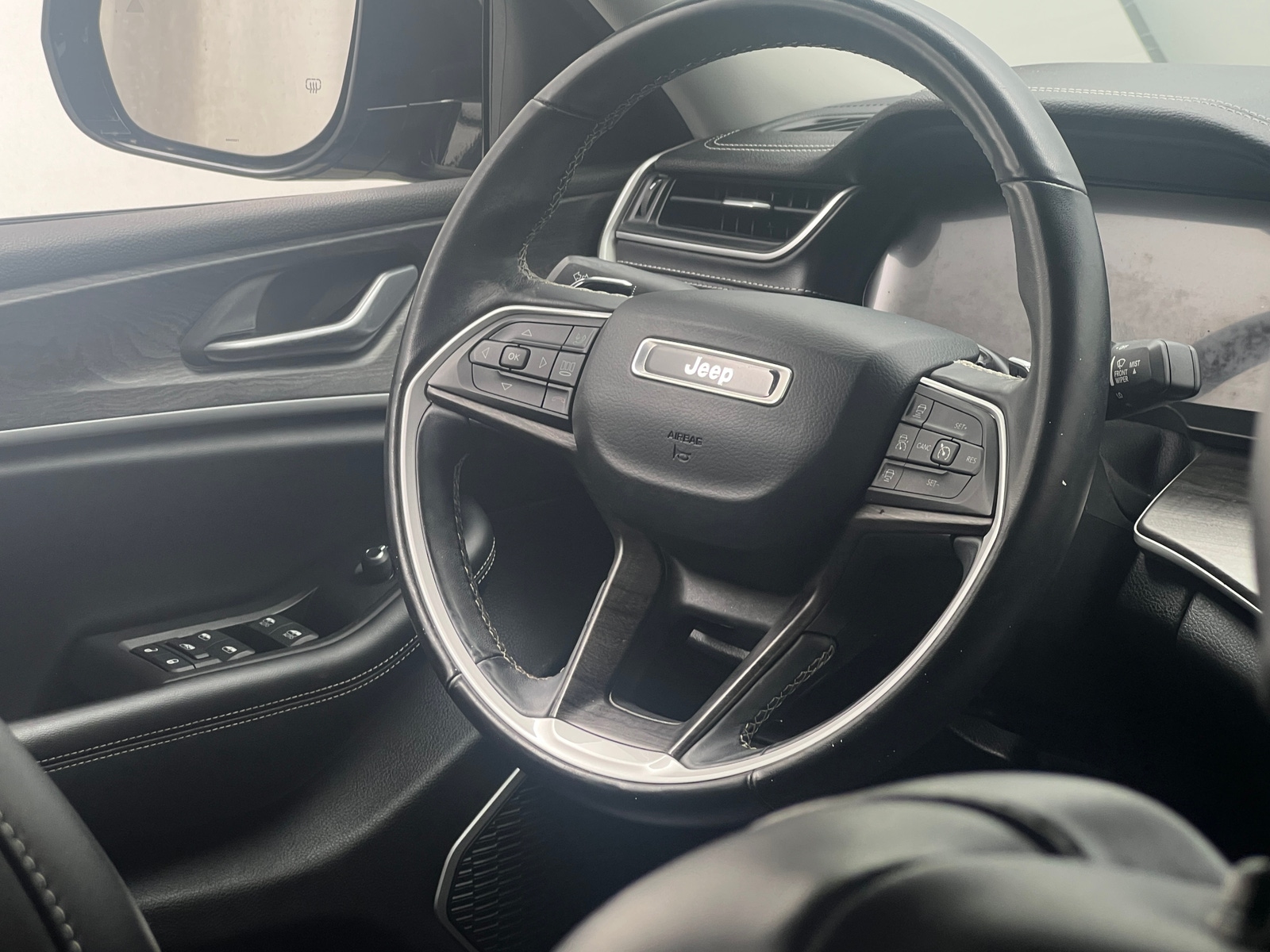 Thumbnail: 2021 Jeep Grand Cherokee L - 4
