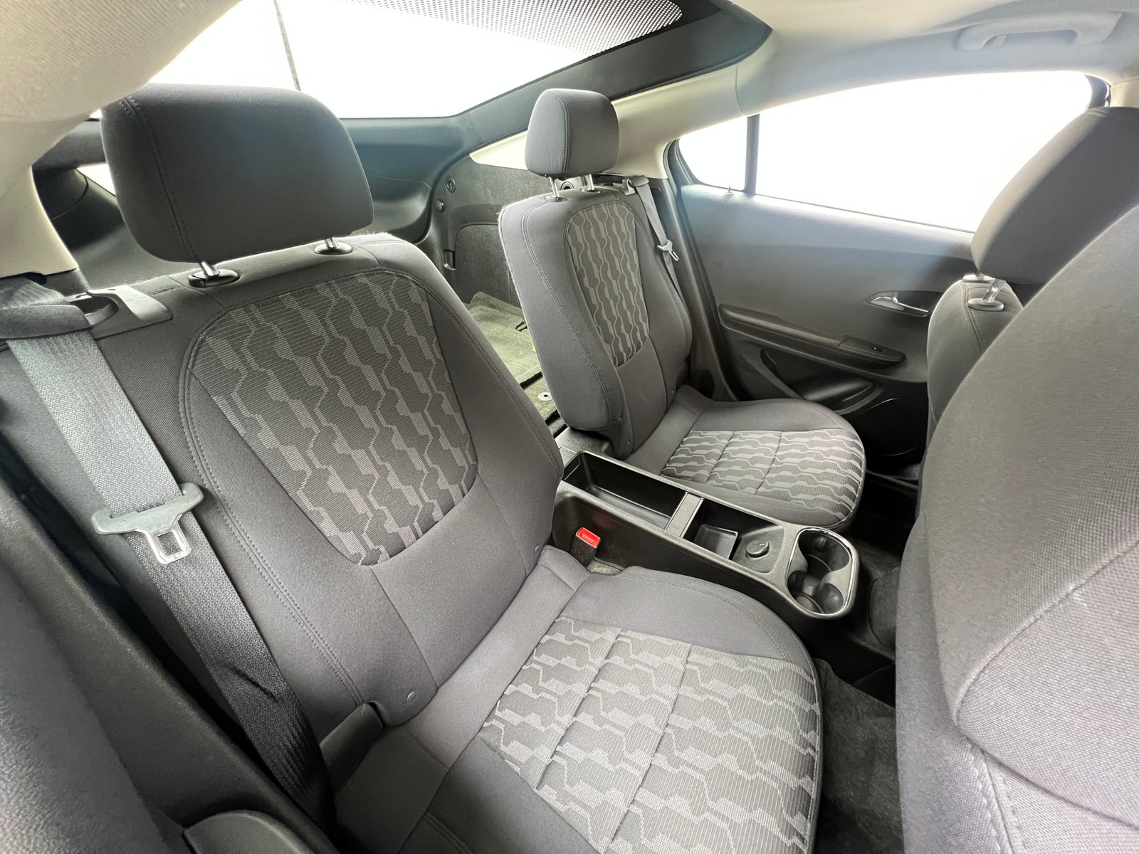 Thumbnail: 2014 Chevrolet Volt - 6