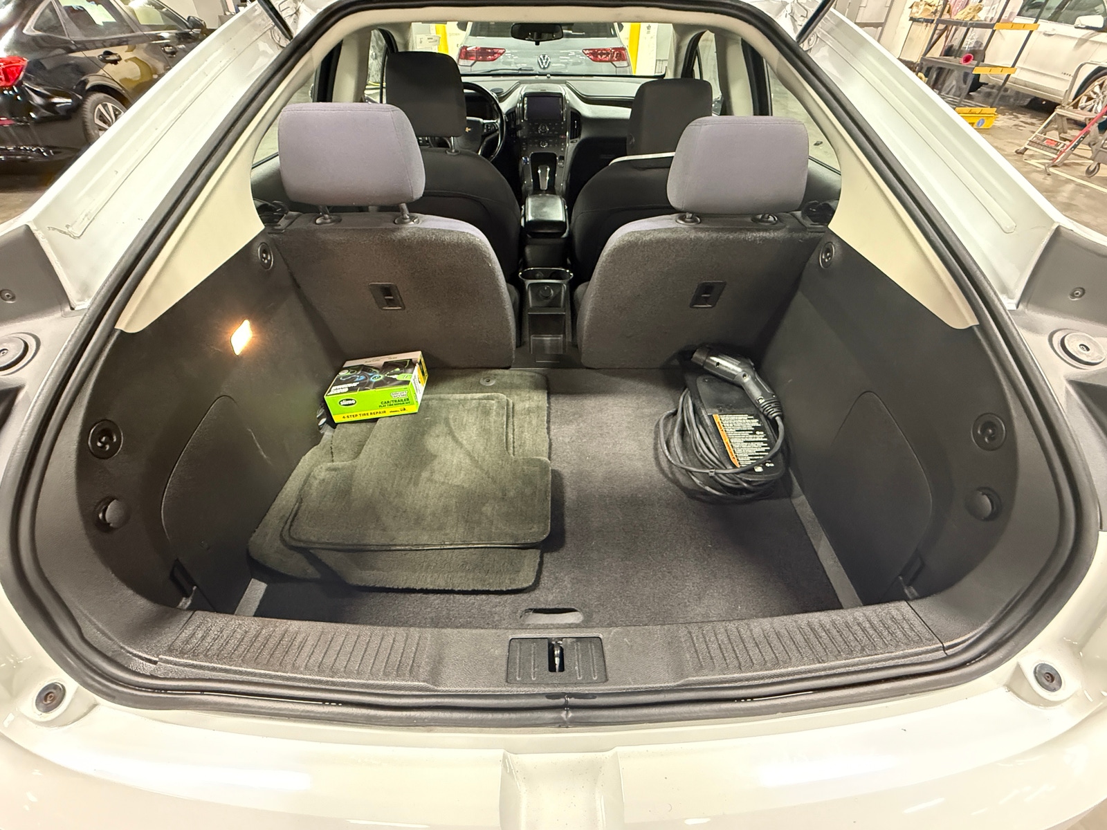 Thumbnail: 2014 Chevrolet Volt - 7