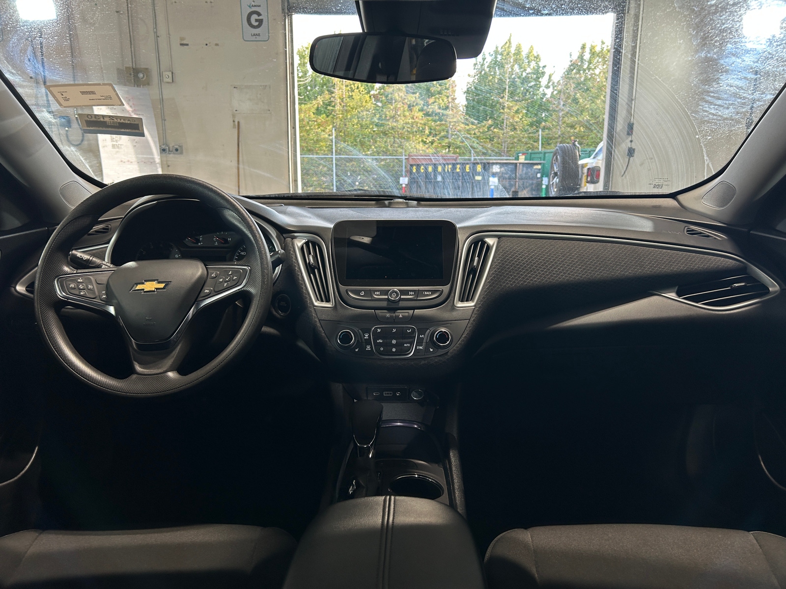 Thumbnail: 2024 Chevrolet Malibu - 3