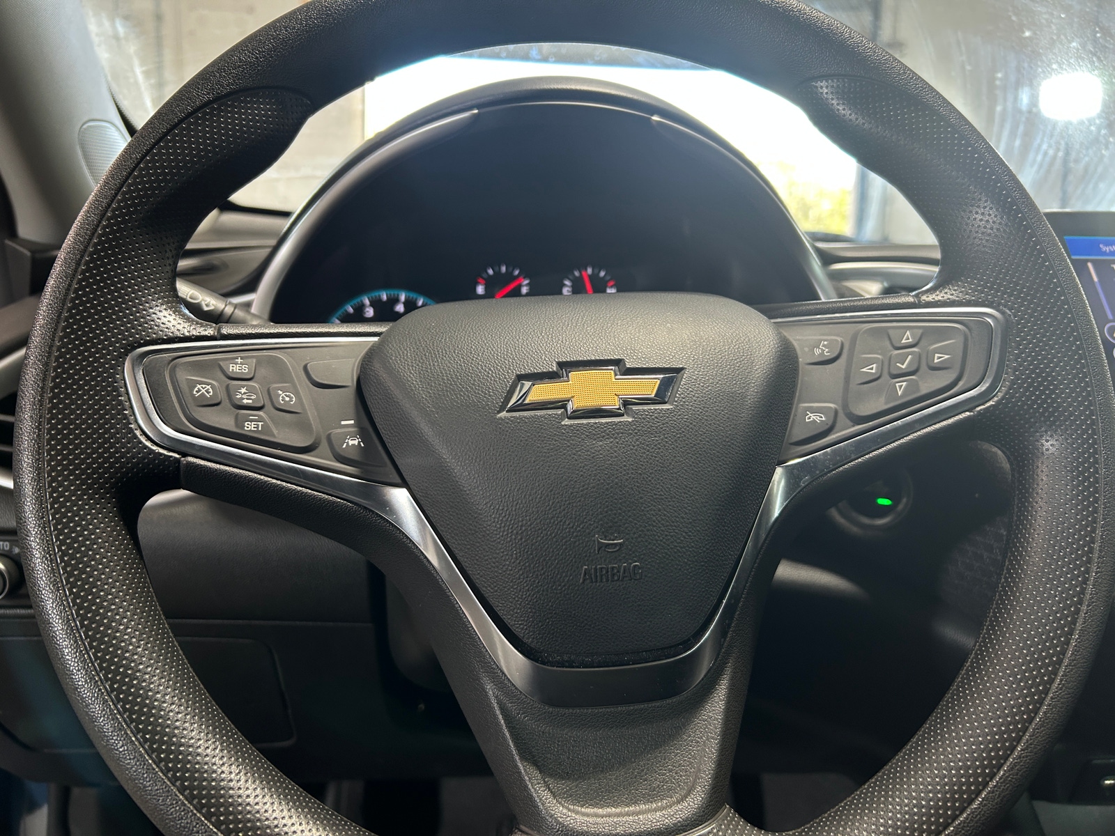 Thumbnail: 2024 Chevrolet Malibu - 5