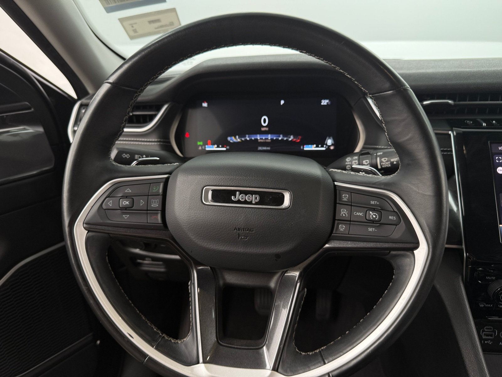 Thumbnail: 2022 Jeep Grand Cherokee L - 5