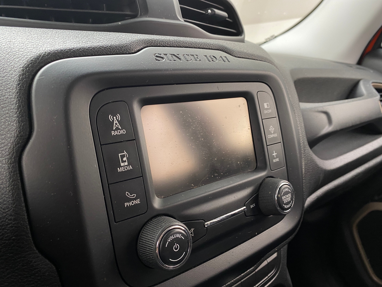 Thumbnail: 2015 Jeep Renegade - 4