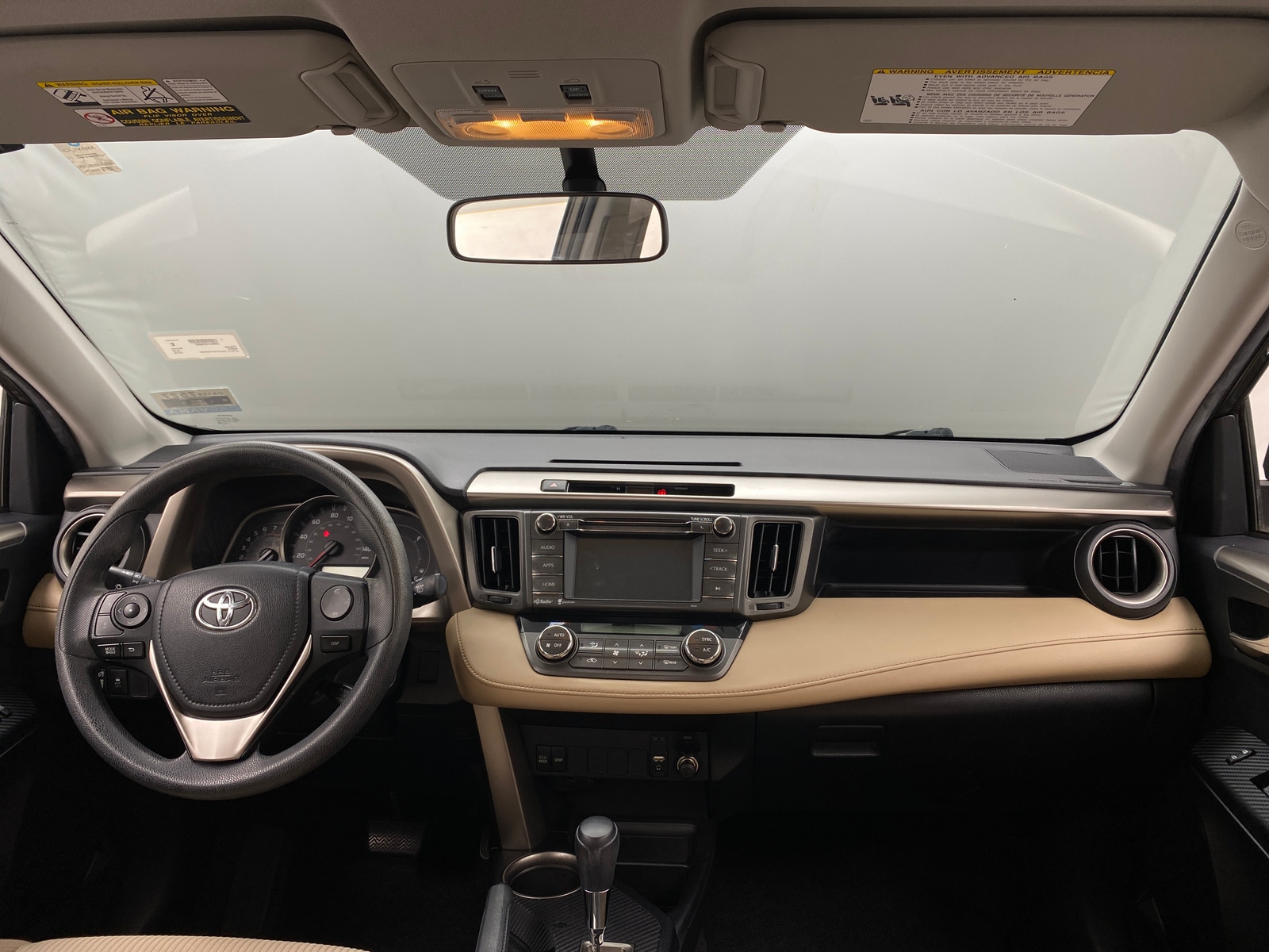 Thumbnail: 2015 Toyota RAV4 - 3