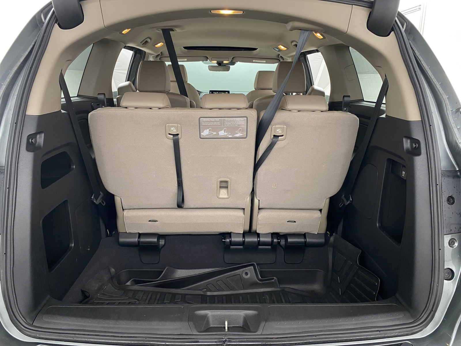 Thumbnail: 2020 Honda Odyssey - 6