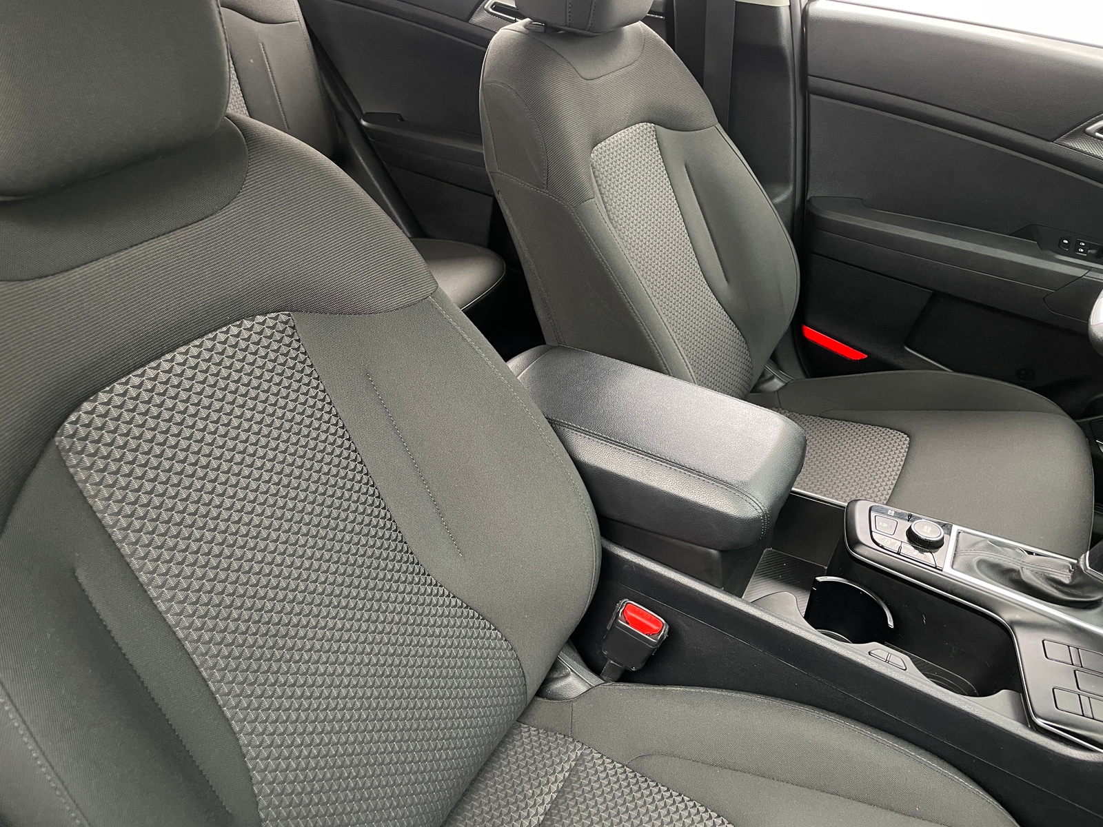 Thumbnail: 2024 Kia Sportage - 2