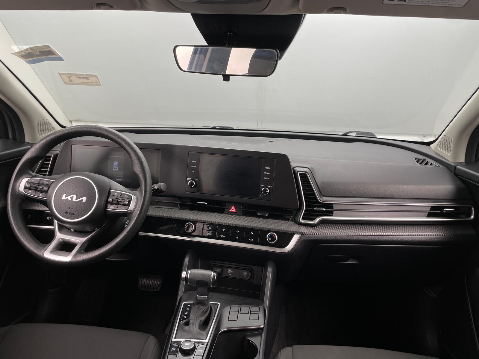 Thumbnail: 2024 Kia Sportage - 3