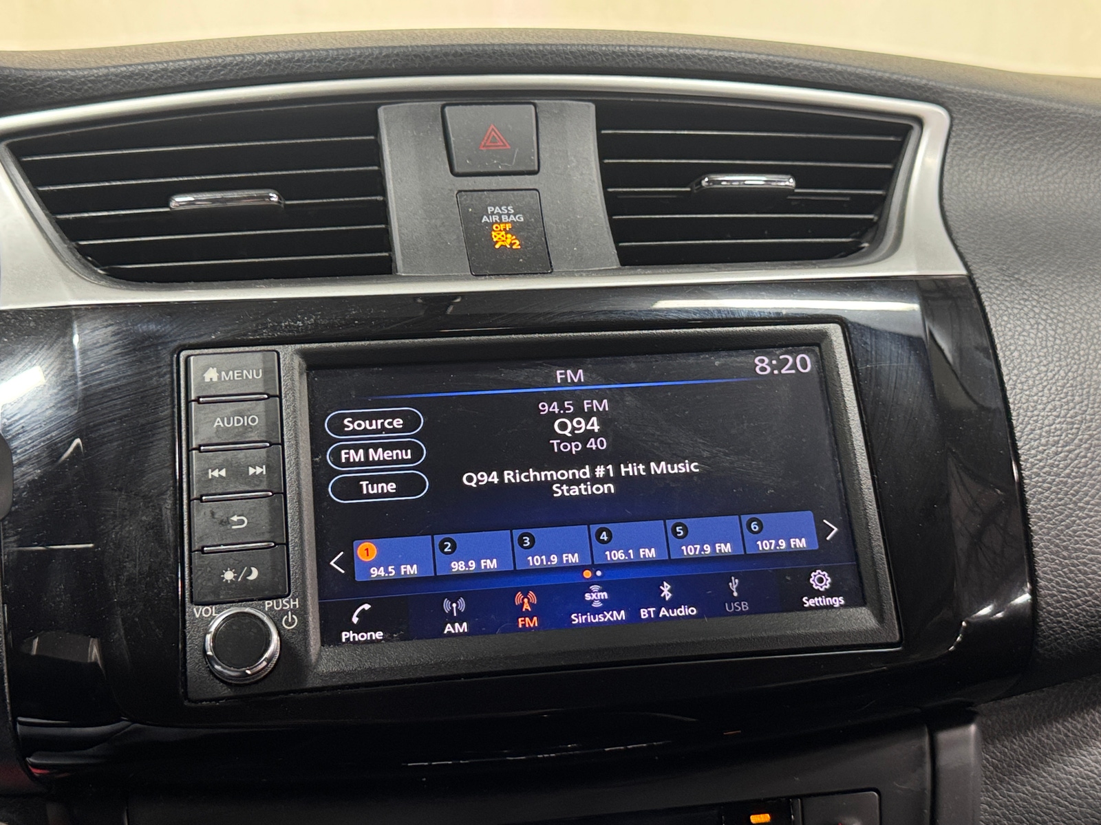 Thumbnail: 2019 Nissan Sentra - 4