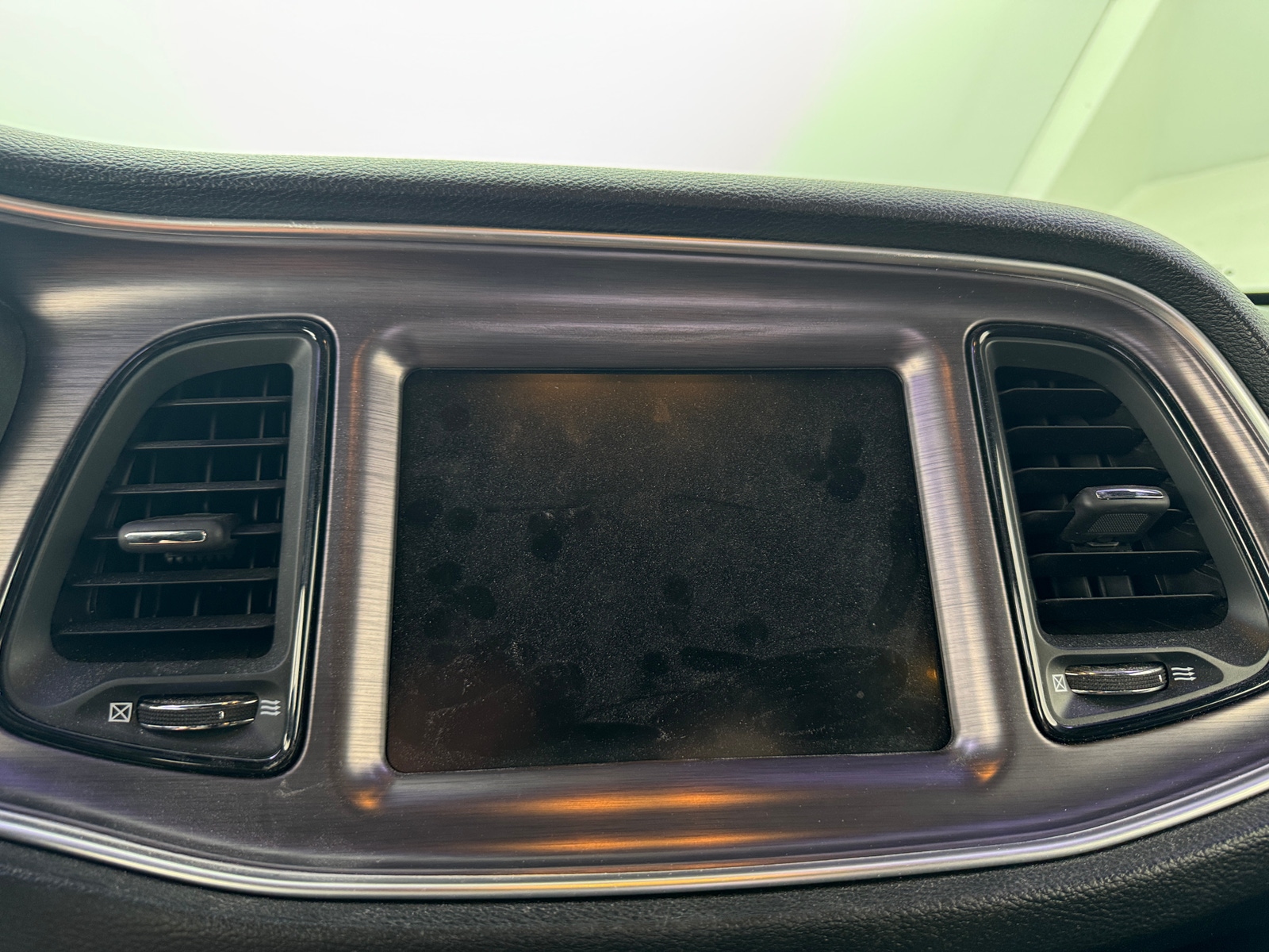 Thumbnail: 2015 Dodge Challenger - 3
