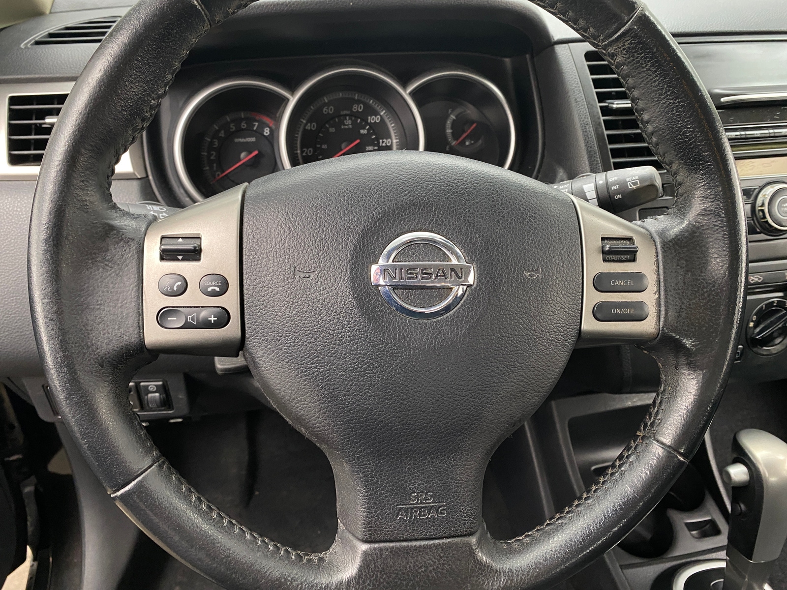 Thumbnail: 2012 Nissan Versa - 5