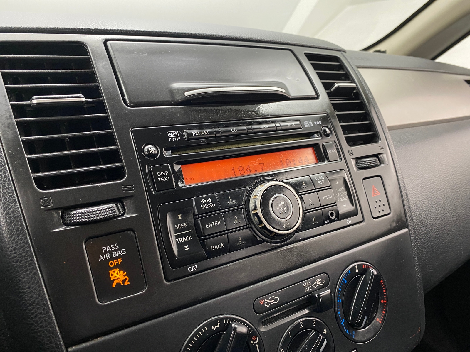 Thumbnail: 2012 Nissan Versa - 4
