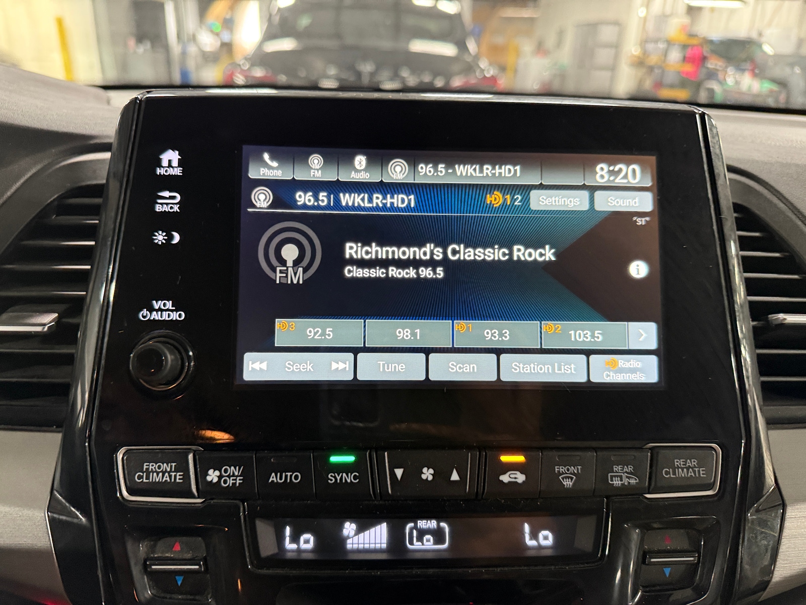 Thumbnail: 2019 Honda Odyssey - 3