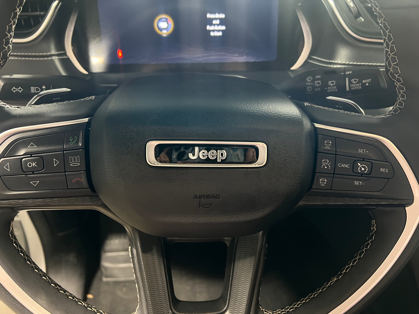 Thumbnail: 2024 Jeep Grand Cherokee L - 4