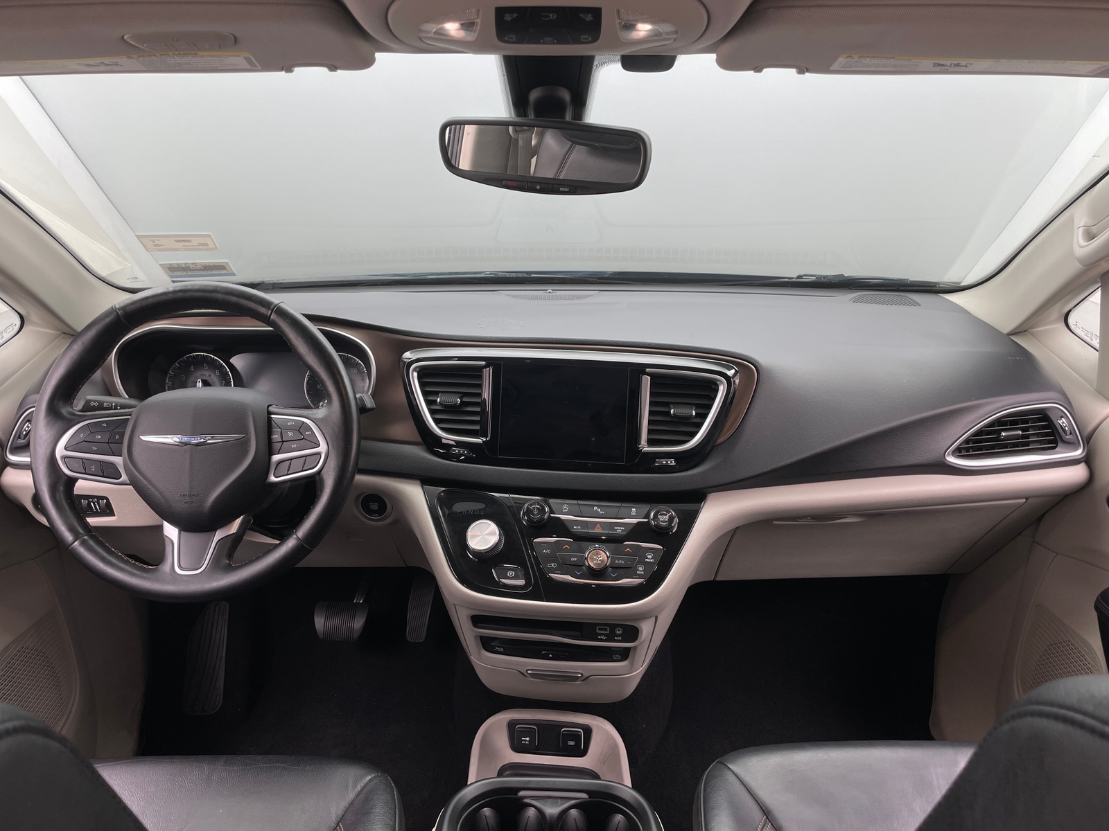Thumbnail: 2018 Chrysler Pacifica - 2