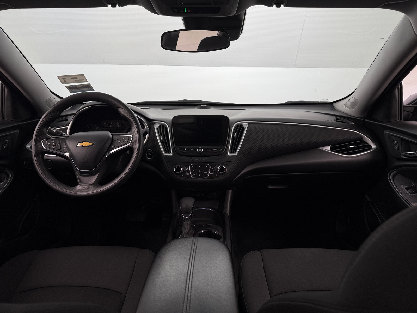Thumbnail: 2024 Chevrolet Malibu - 3