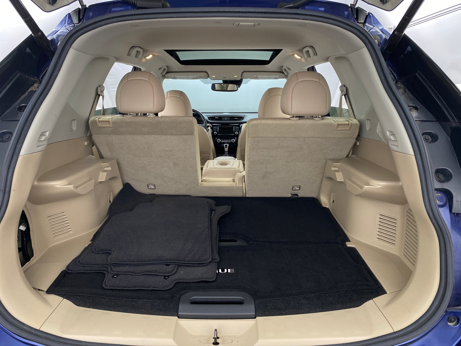 Thumbnail: 2019 Nissan Rogue - 6