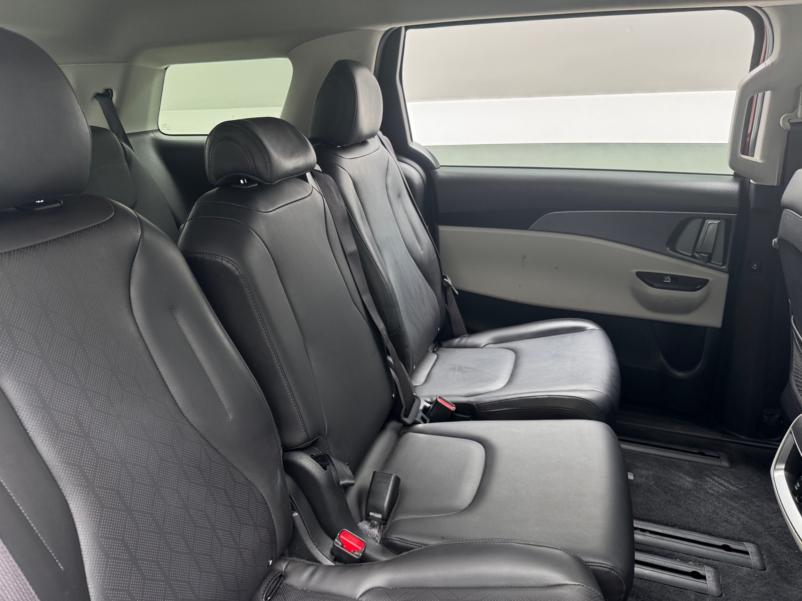 Thumbnail: 2024 Kia Carnival - 6