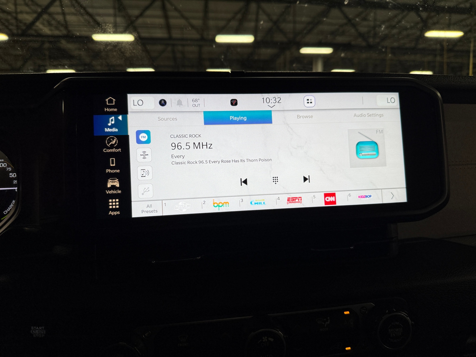 Thumbnail: 2024 Jeep Wrangler - 4