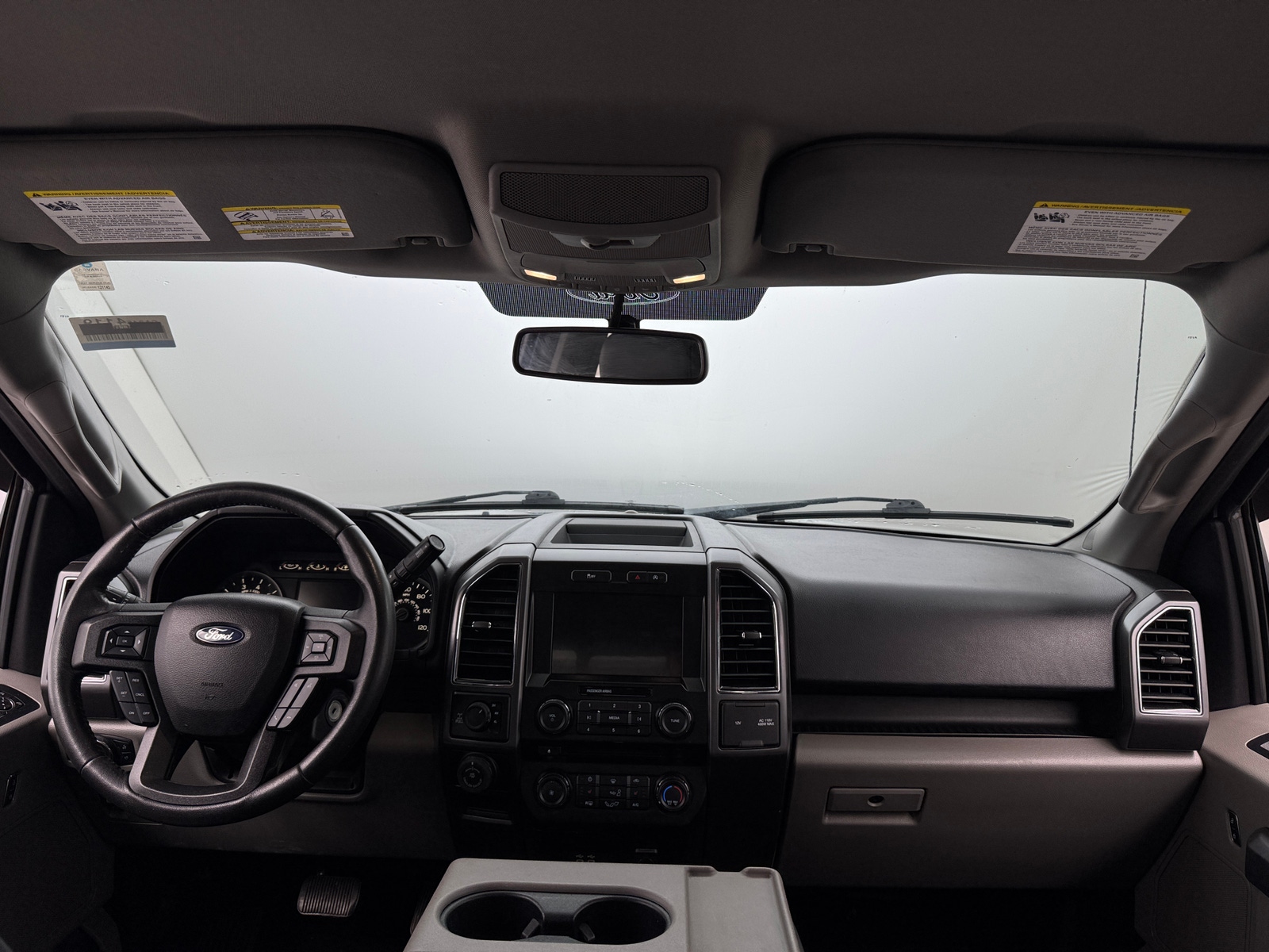 Thumbnail: 2018 Ford Econoline - 3