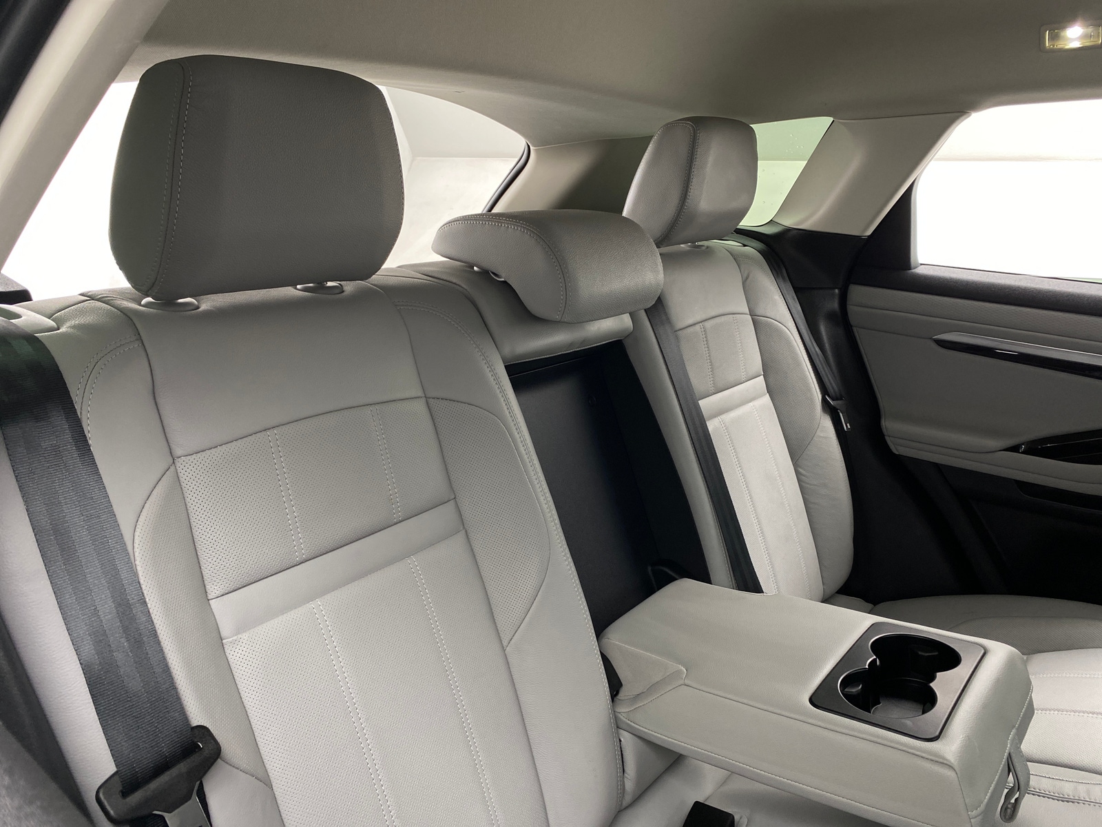 Thumbnail: 2023 Land Rover Range Rover Evoque - 5