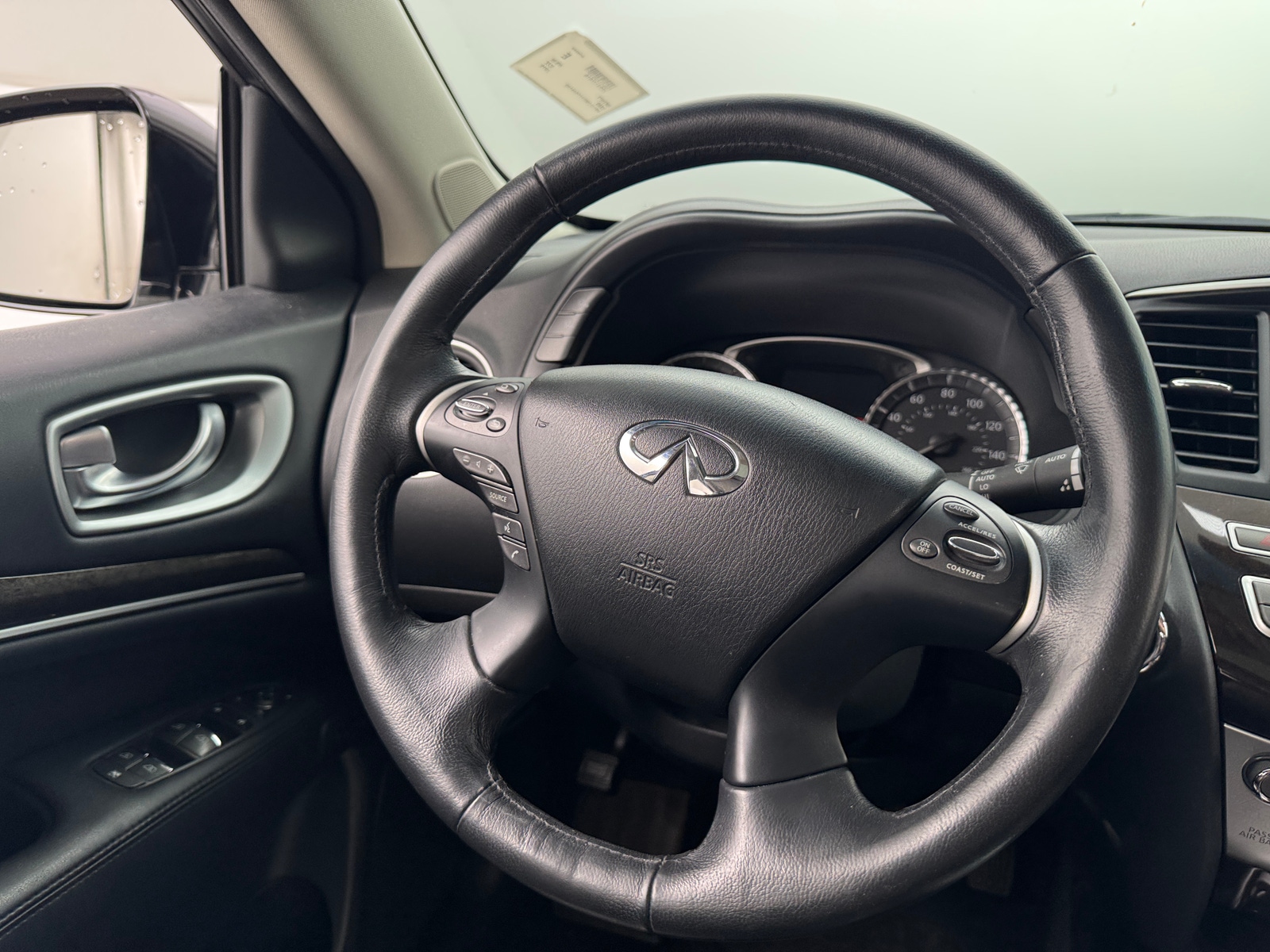 Thumbnail: 2015 INFINITI QX60 - 4
