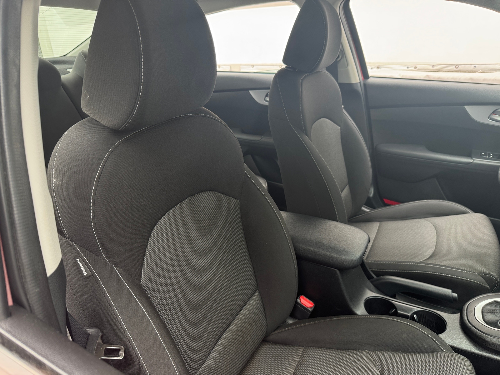 Thumbnail: 2023 Kia Forte - 2