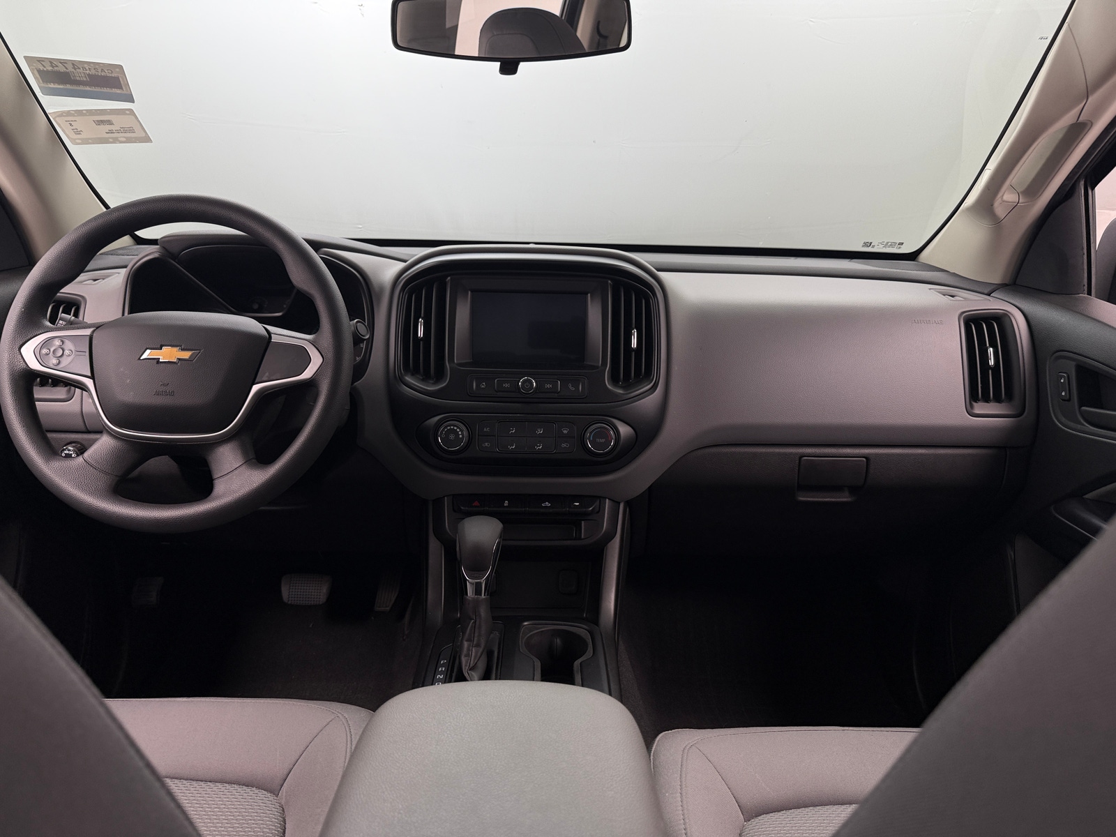 Thumbnail: 2022 Chevrolet Colorado - 3