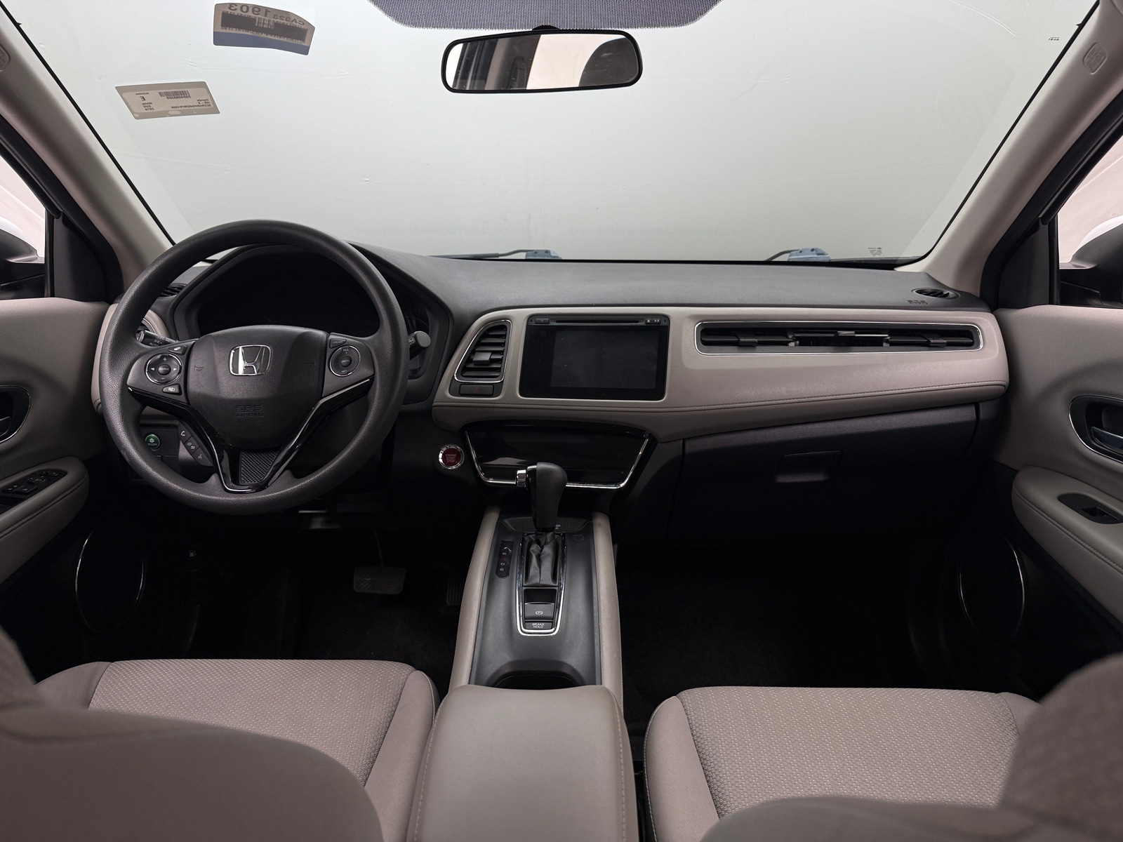 Thumbnail: 2016 Honda HR-V - 3