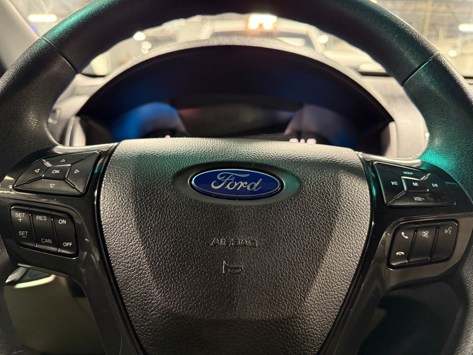 Thumbnail: 2018 Ford Explorer - 5