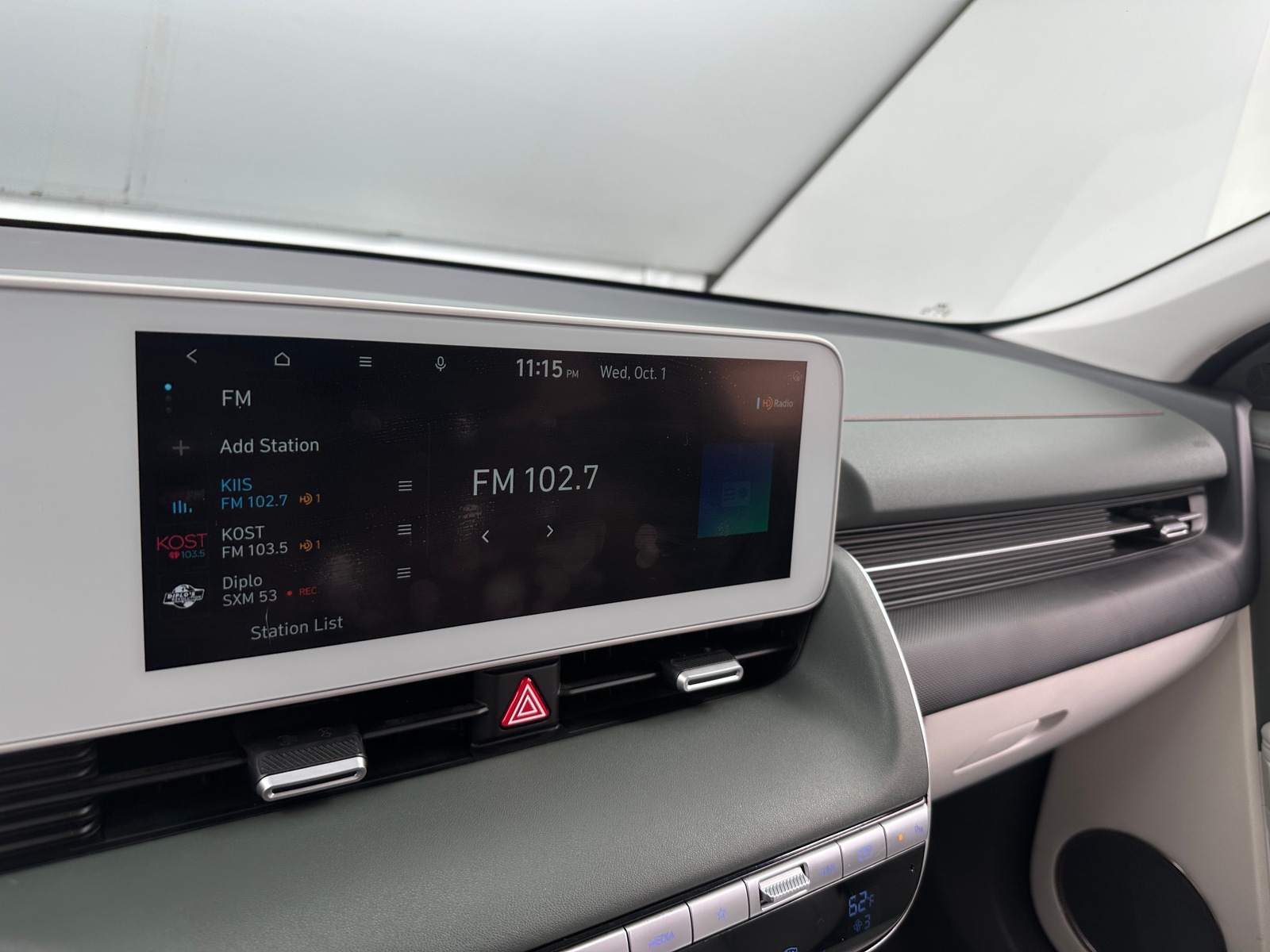 Thumbnail: 2022 Hyundai Ioniq 5 - 3