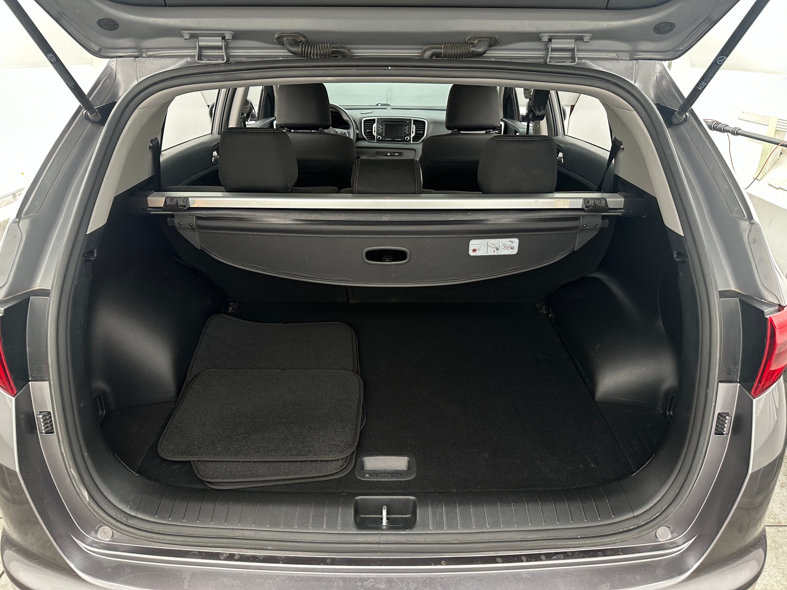 Thumbnail: 2019 Kia Sportage - 7