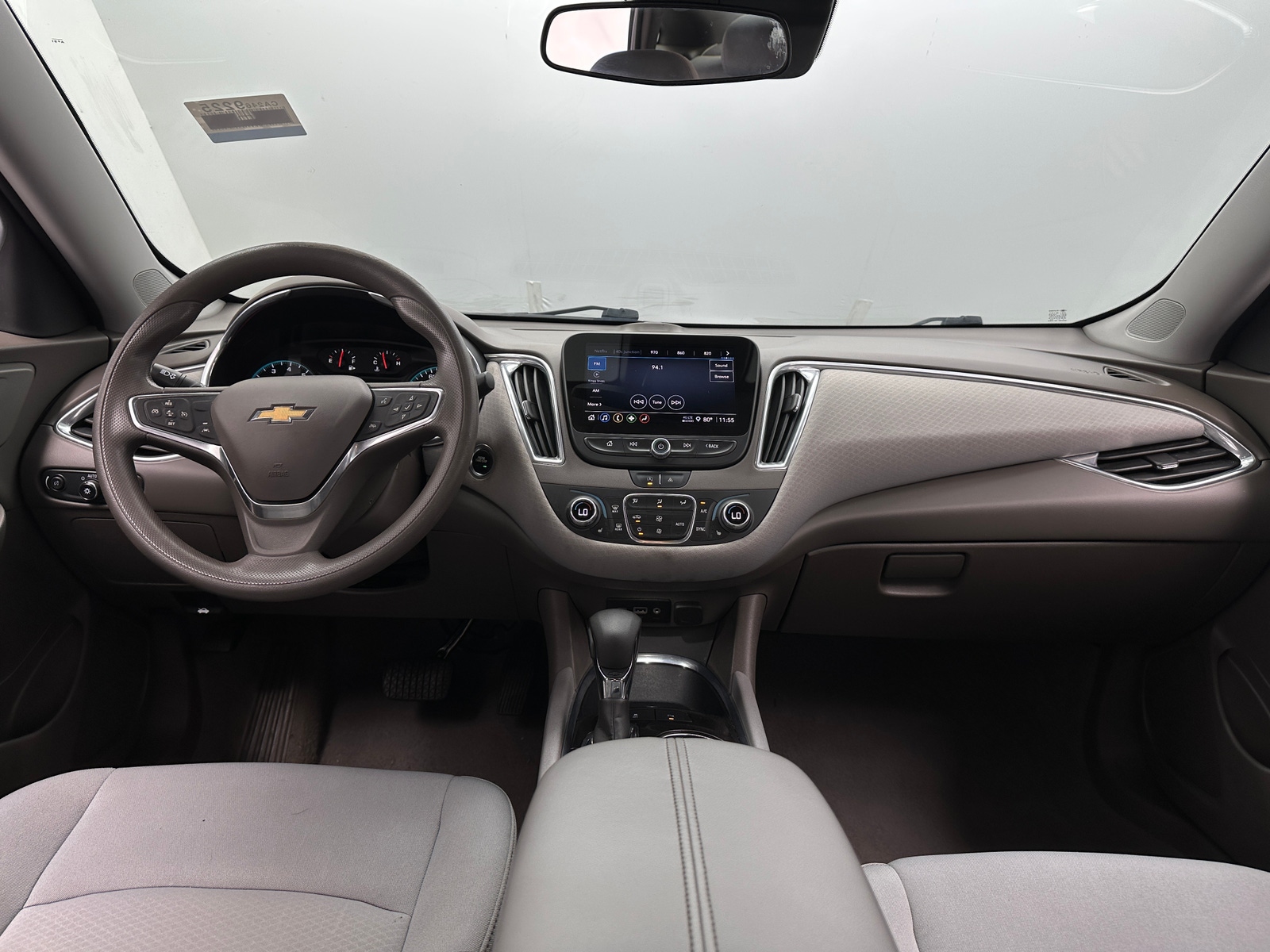 Thumbnail: 2021 Chevrolet Malibu - 3