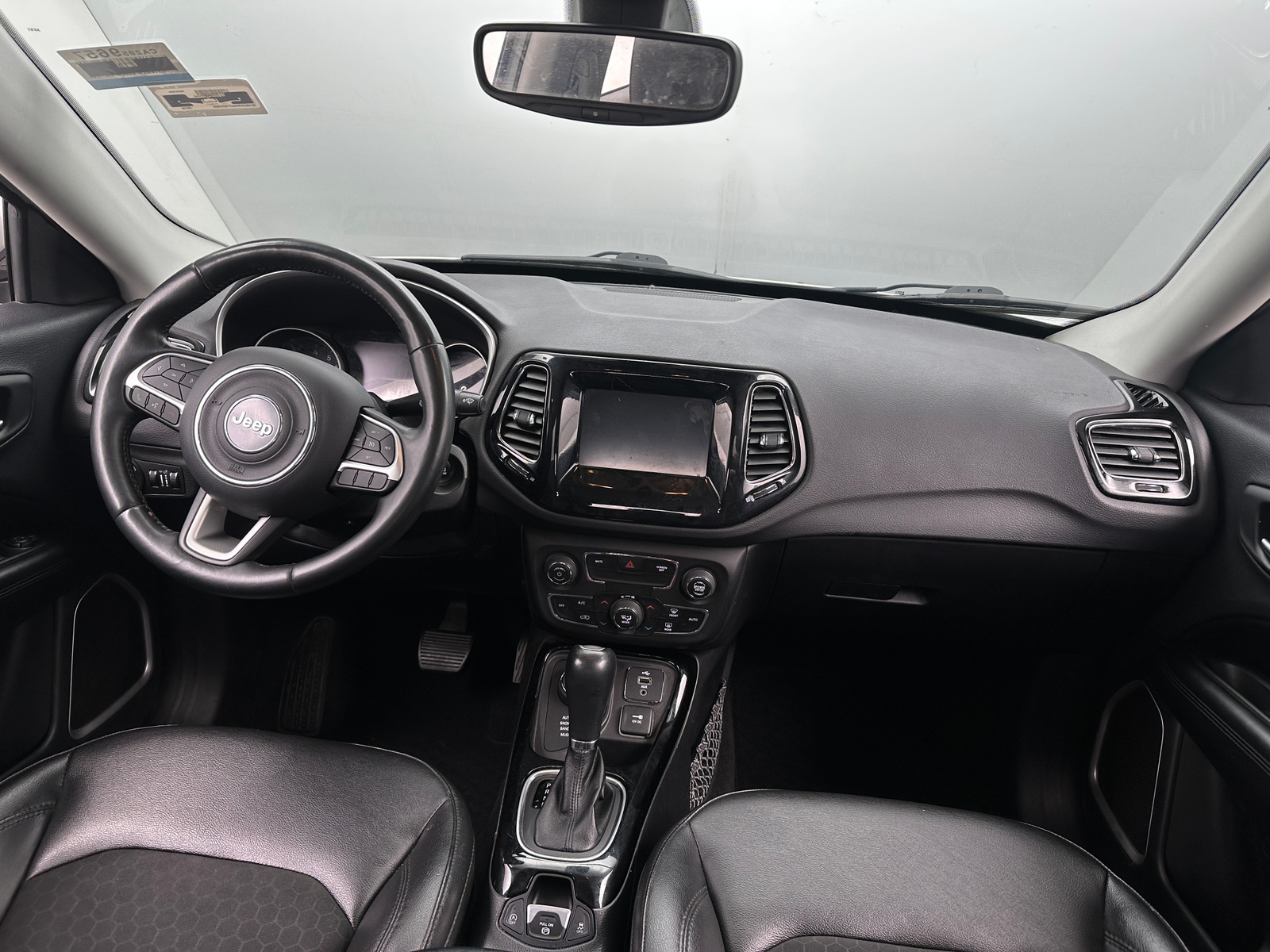 Thumbnail: 2018 Jeep Compass - 3